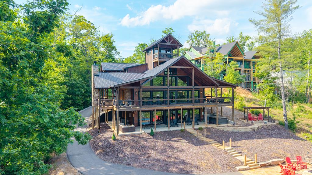 540 Weaver Creek Overlook