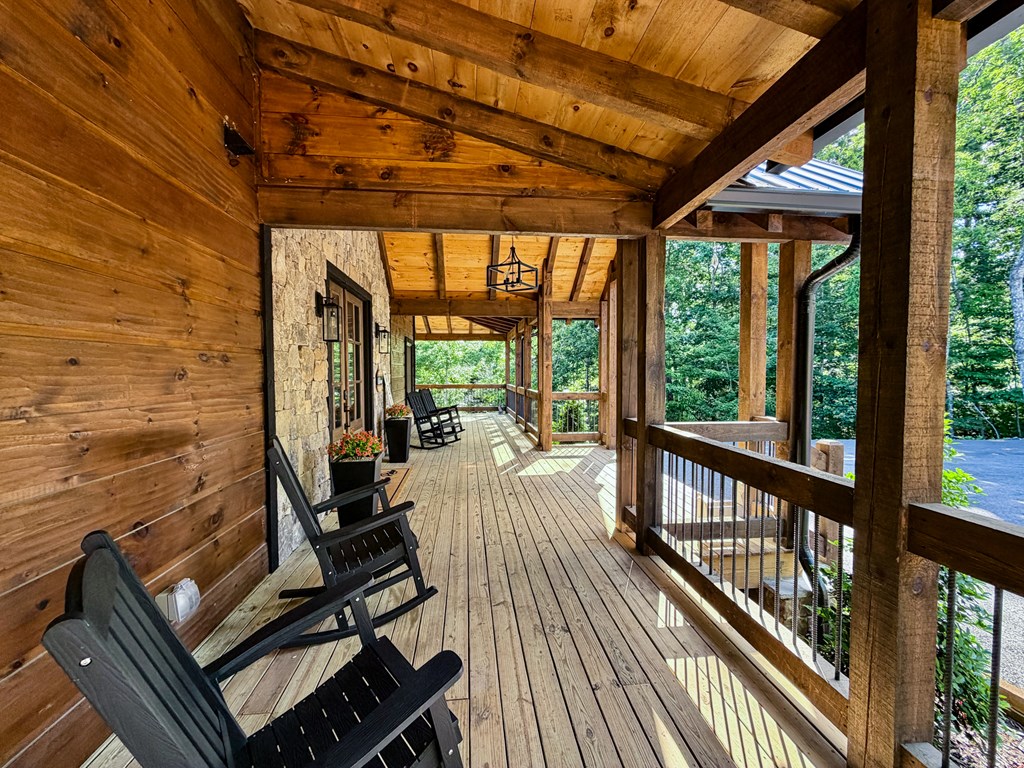 540 Weaver Creek Overlook