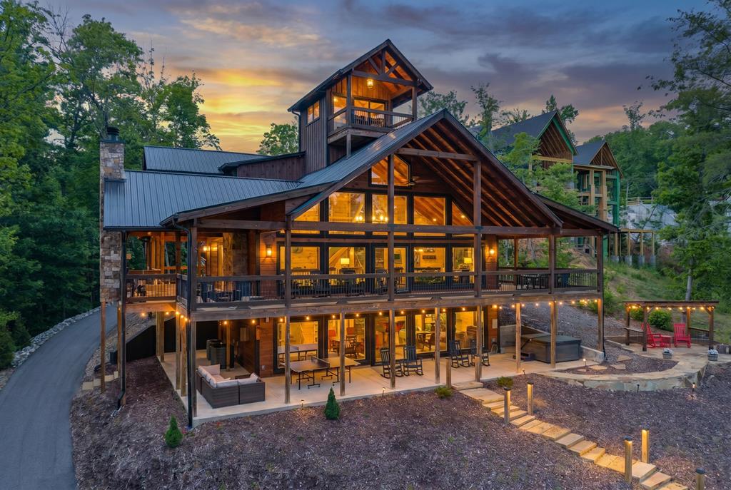 540 Weaver Creek Overlook