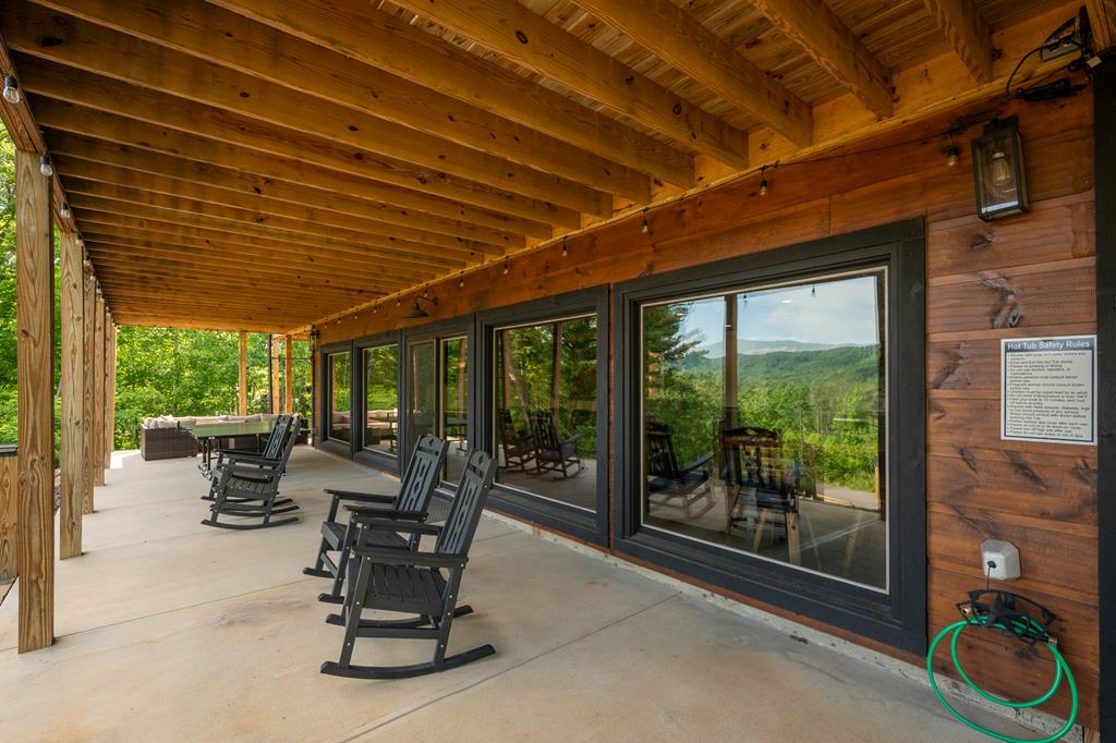 540 Weaver Creek Overlook