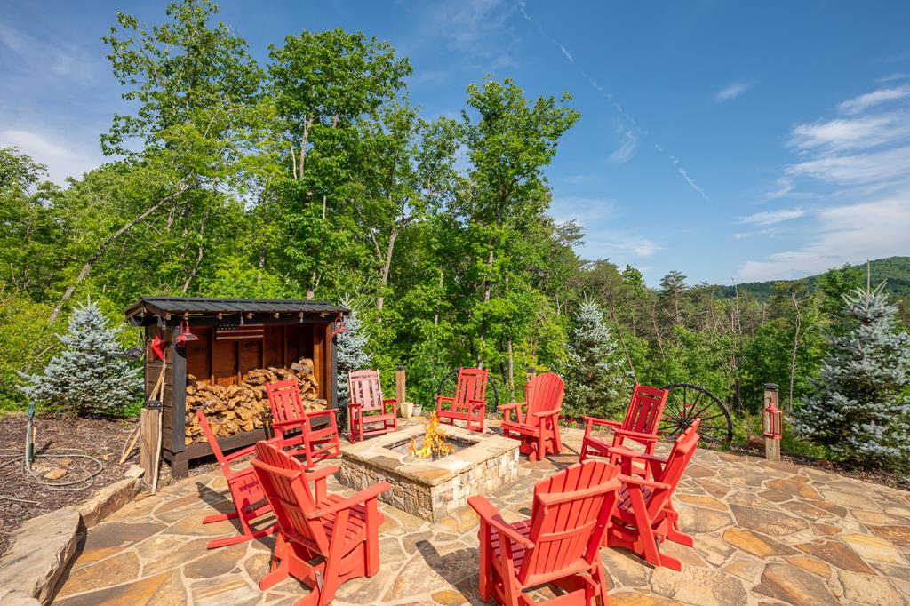 540 Weaver Creek Overlook