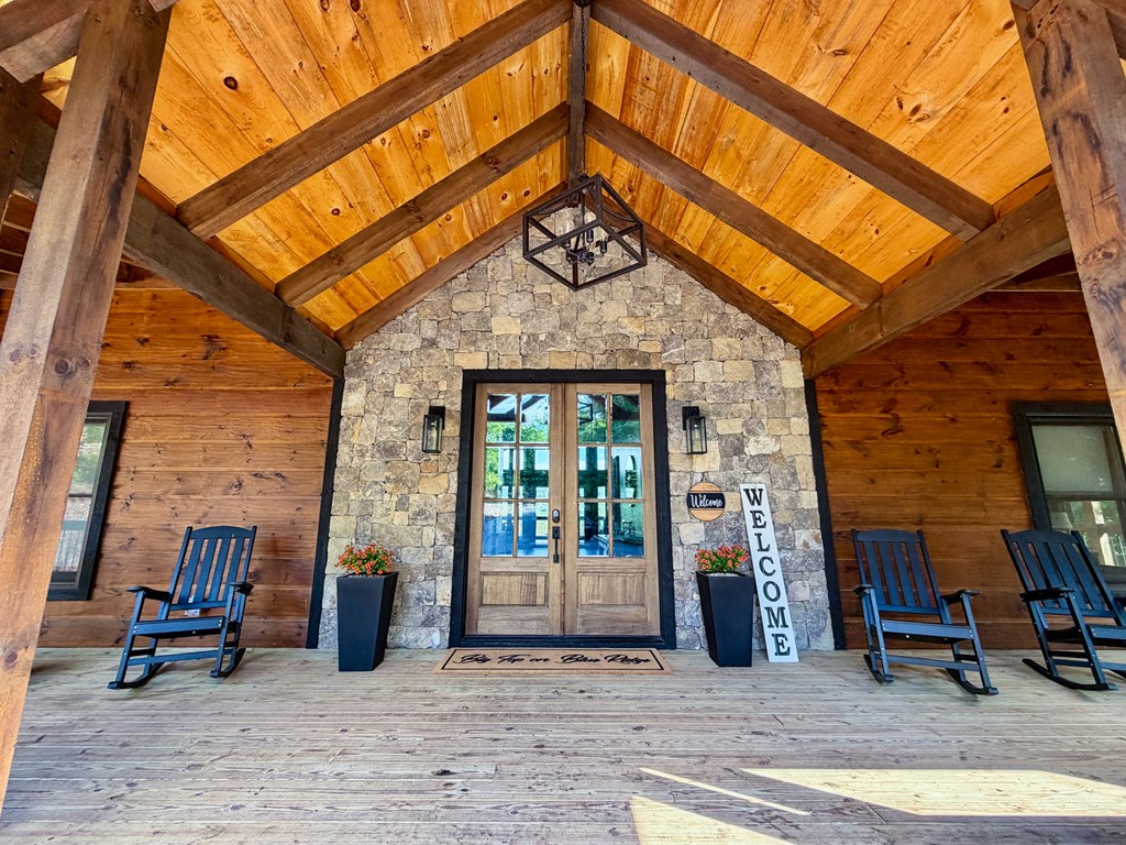 540 Weaver Creek Overlook