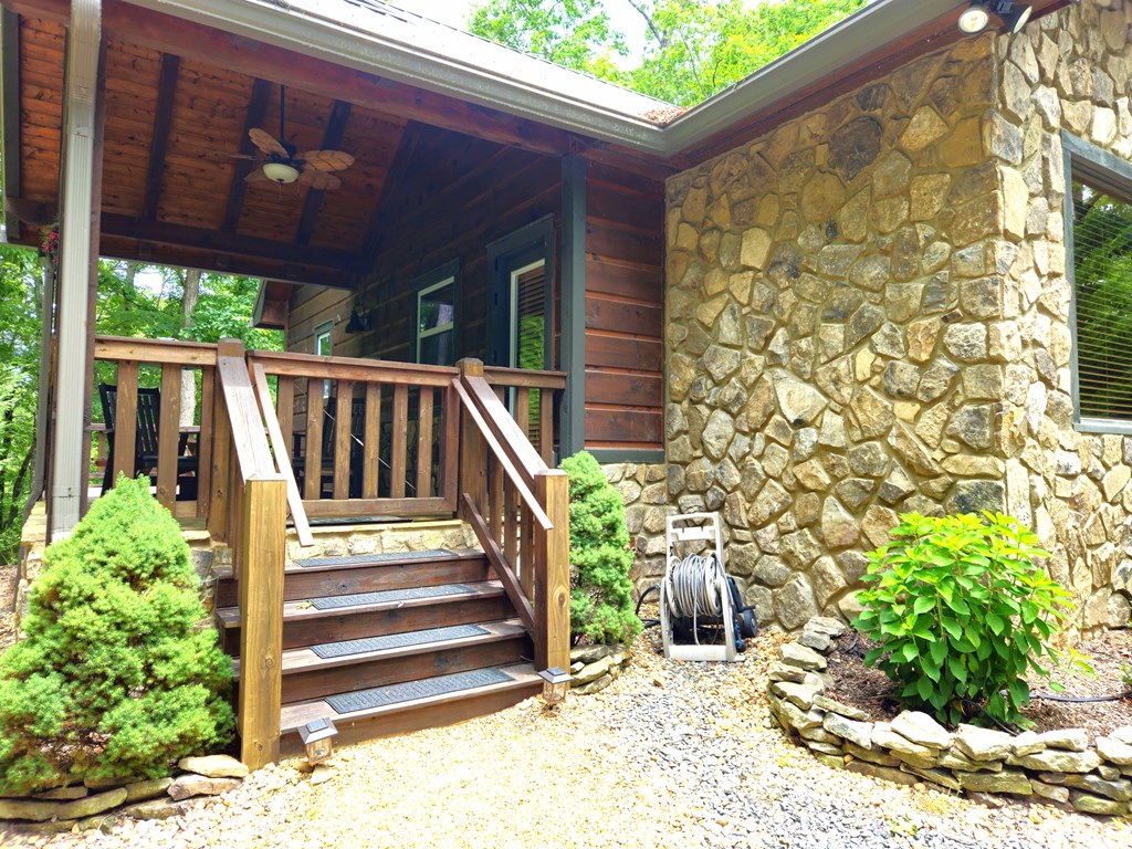 211 Winding Brook Trail