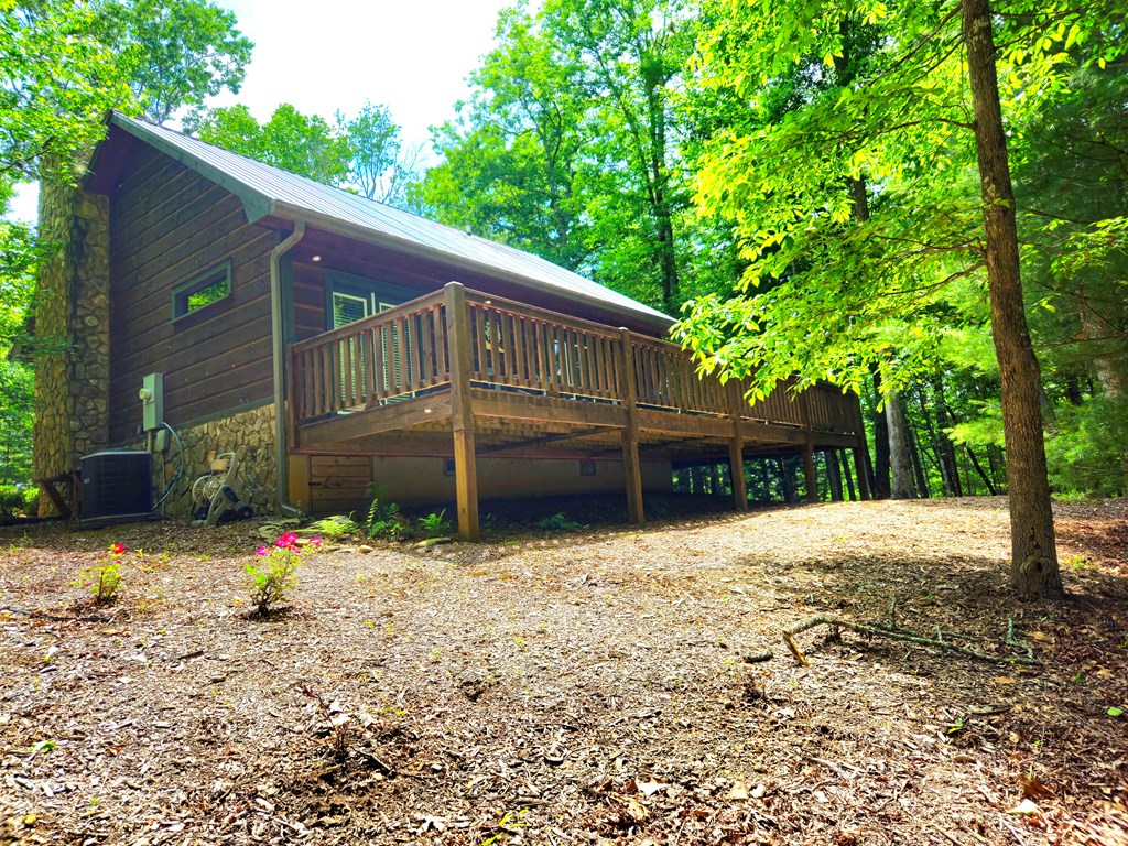 211 Winding Brook Trail