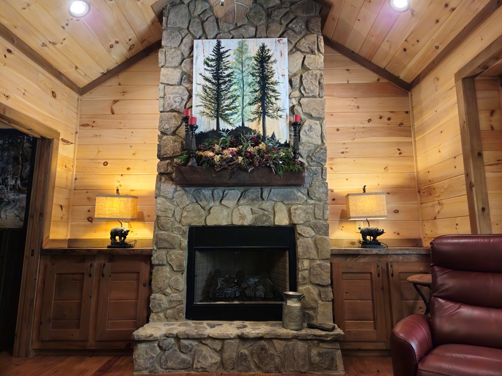 211 Winding Brook Trail