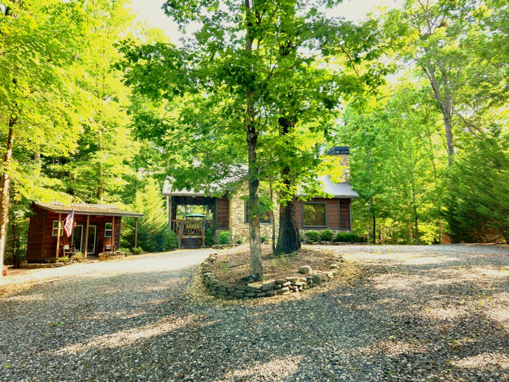 211 Winding Brook Trail