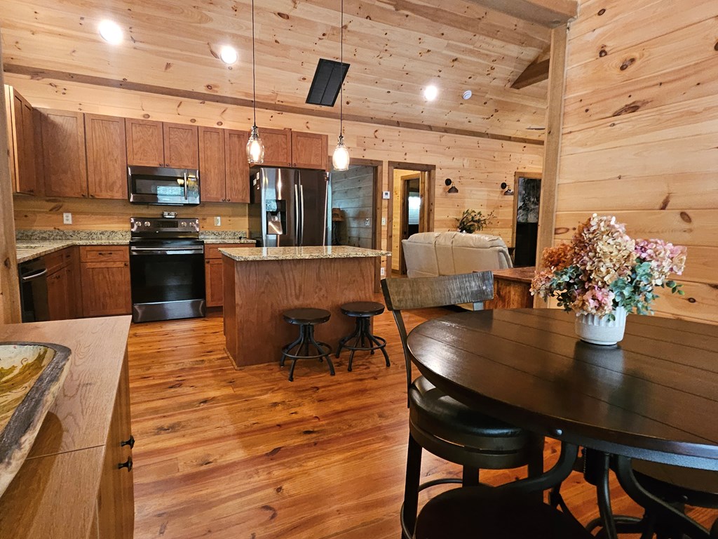 211 Winding Brook Trail