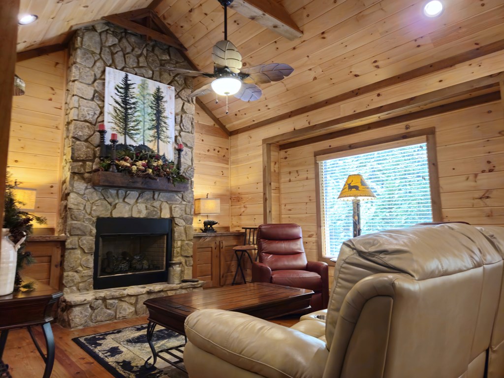 211 Winding Brook Trail
