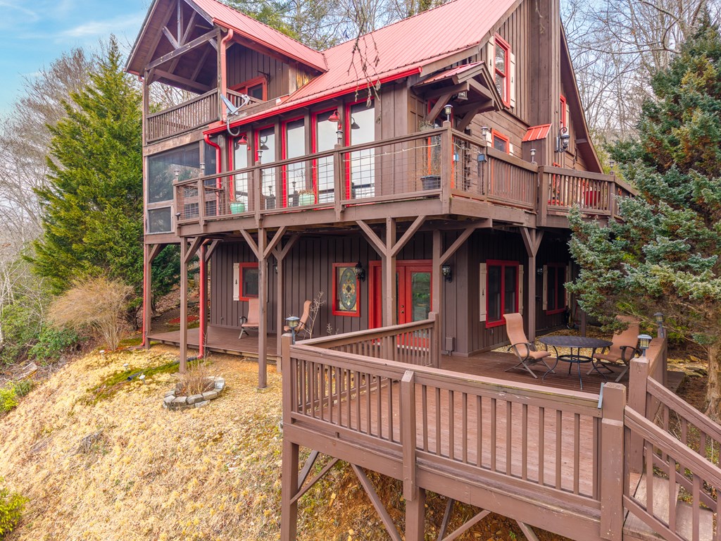 246 Adams Circle