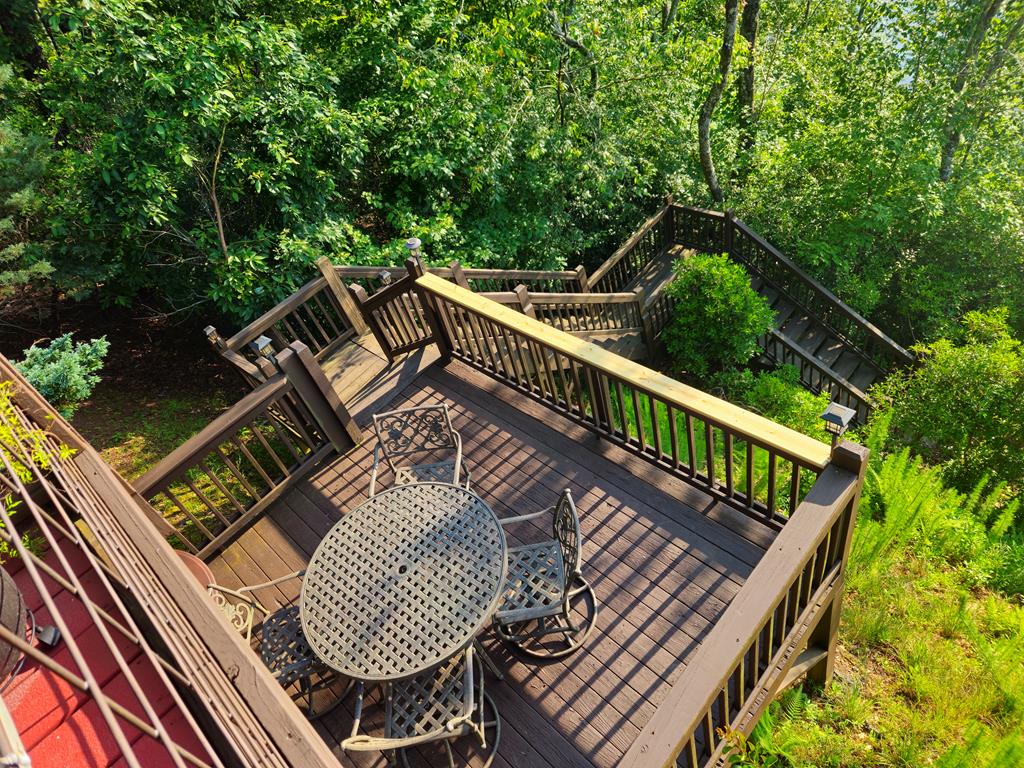 246 Adams Circle