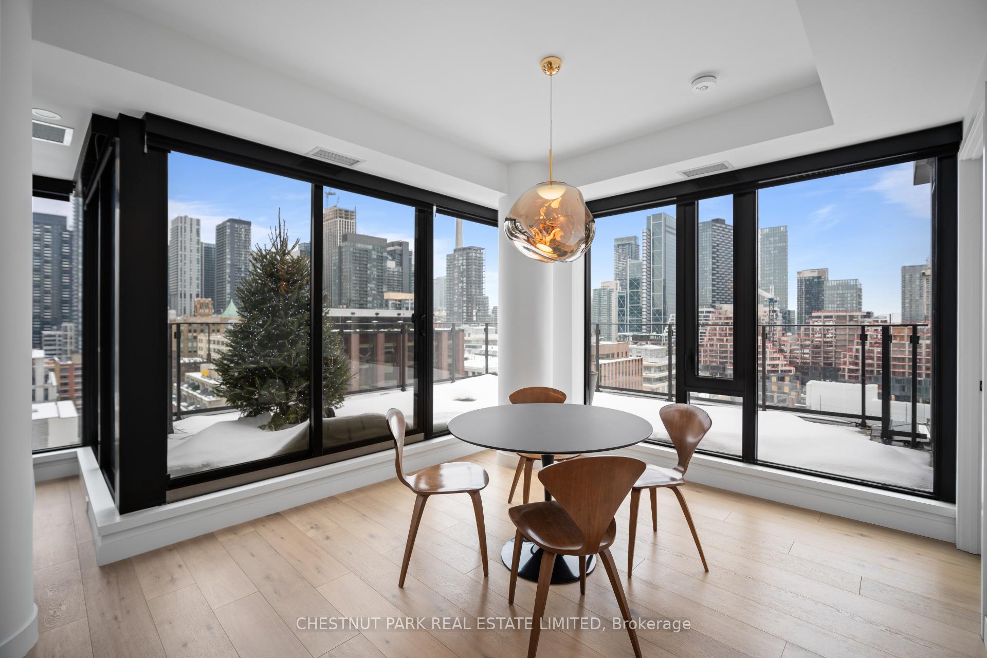 505 Richmond Street W 1216