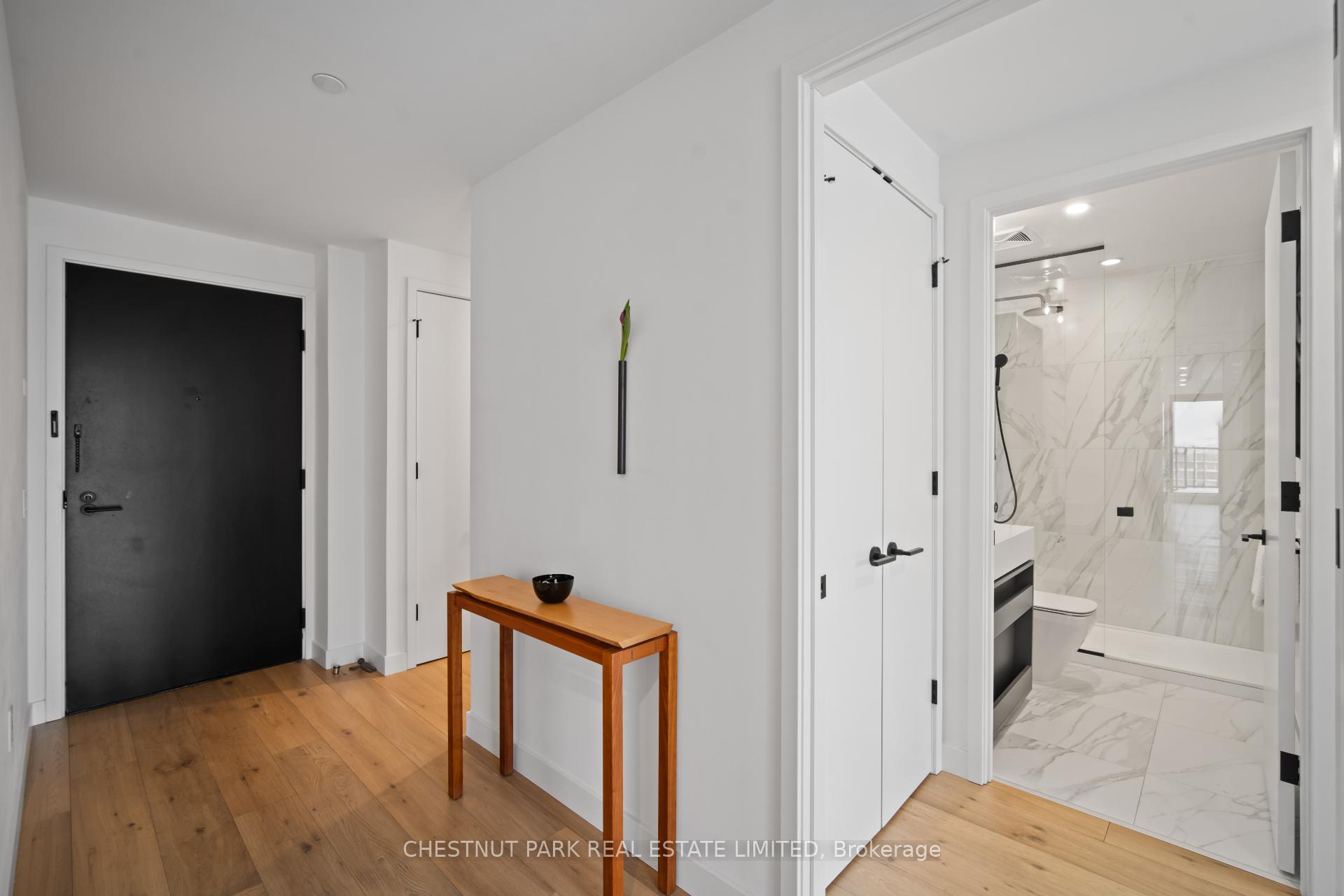 505 Richmond Street W 1216