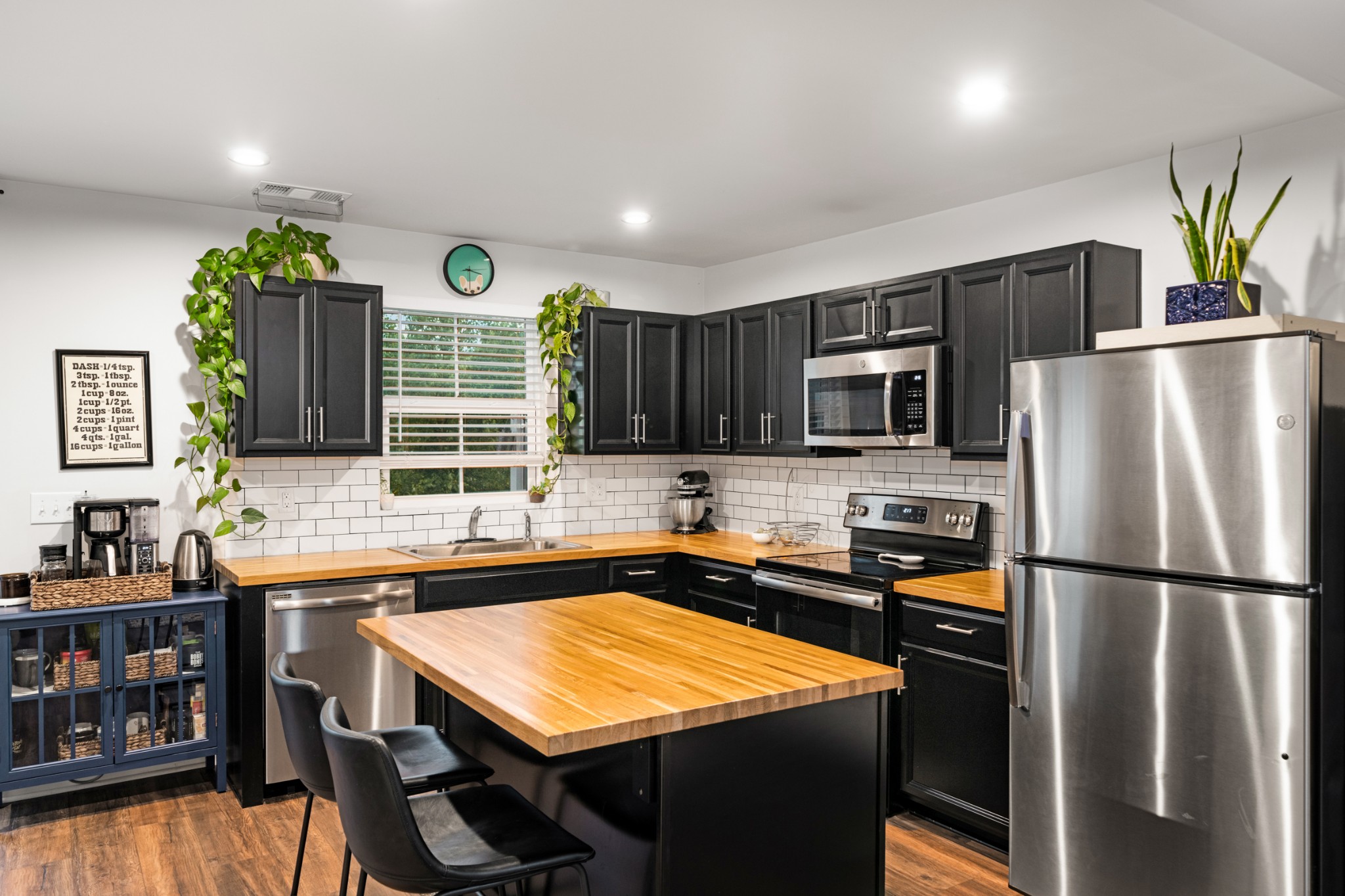 2135 Portway Aly