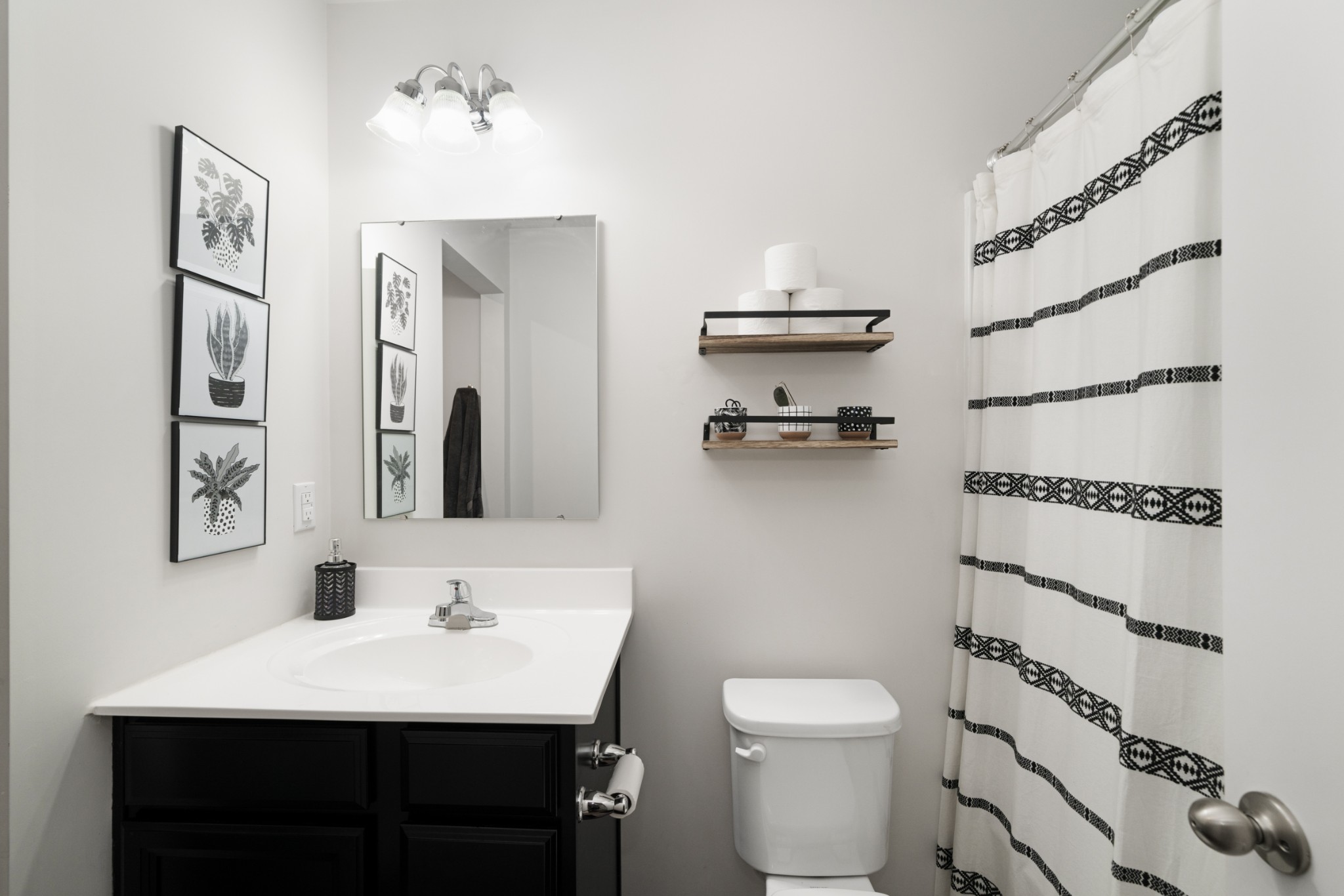 2135 Portway Aly