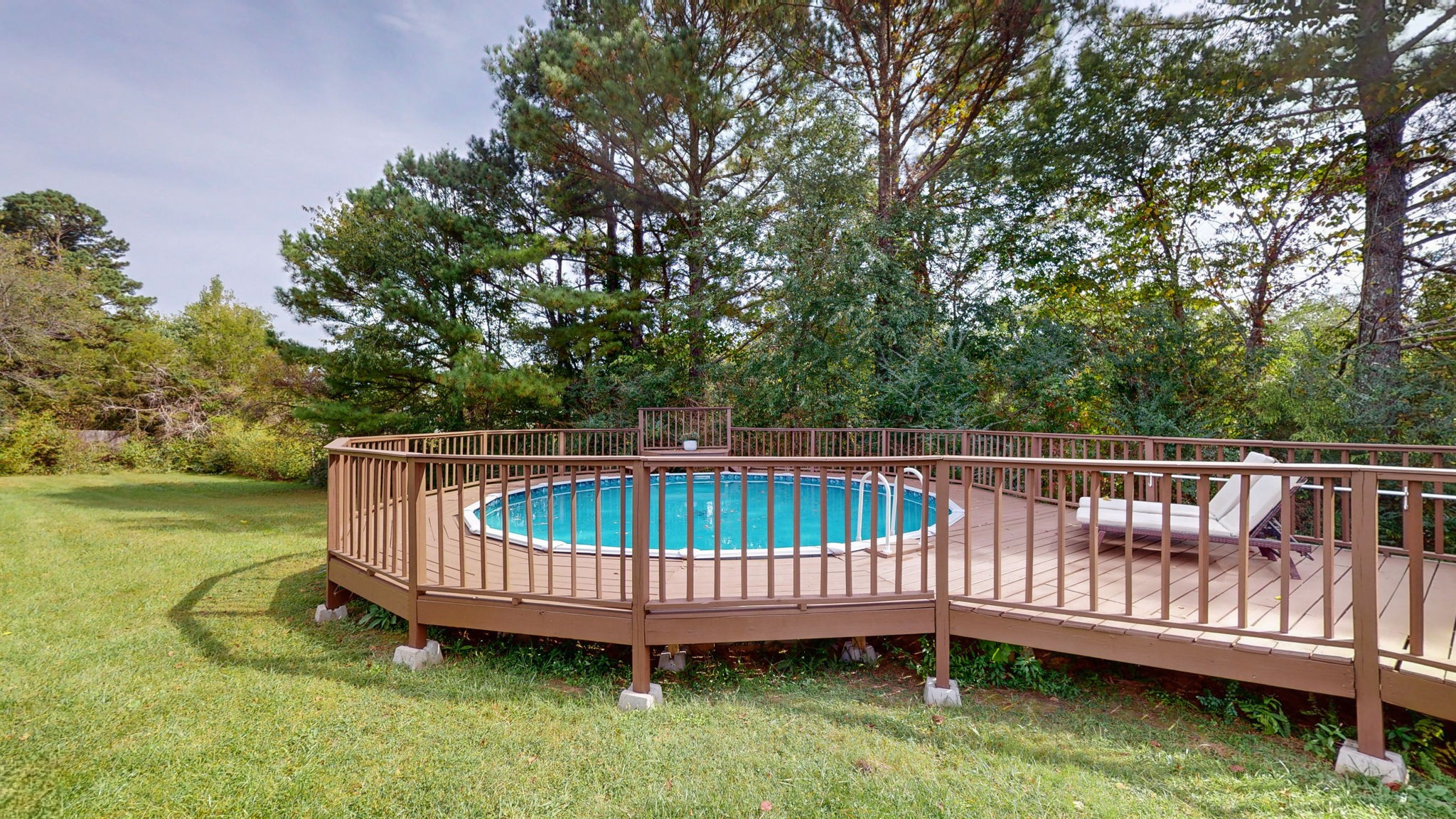 9073 Old Nashville Rd