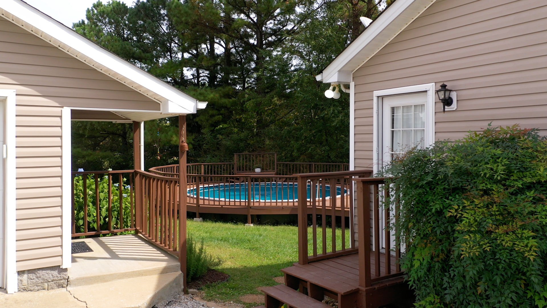 9073 Old Nashville Rd