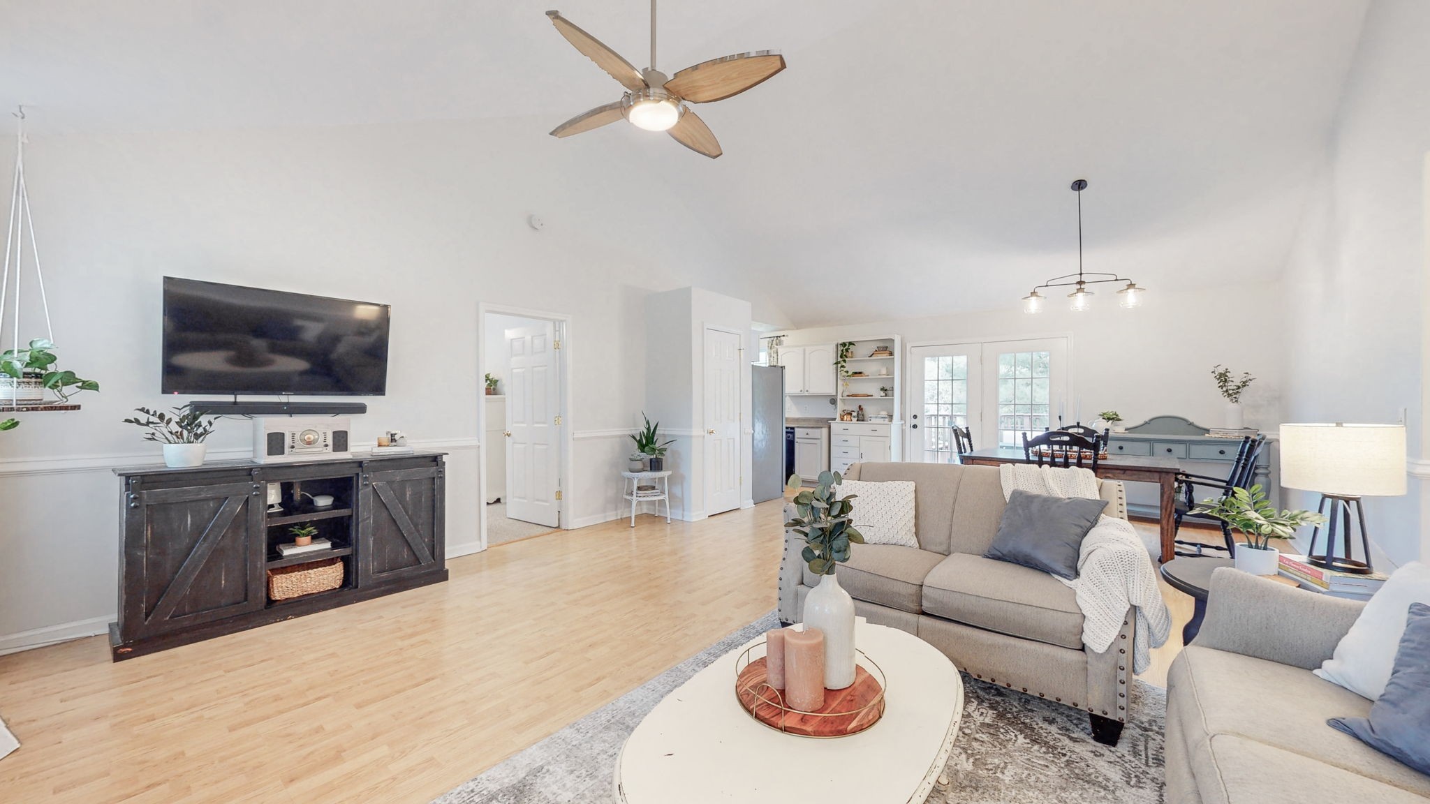 9073 Old Nashville Rd