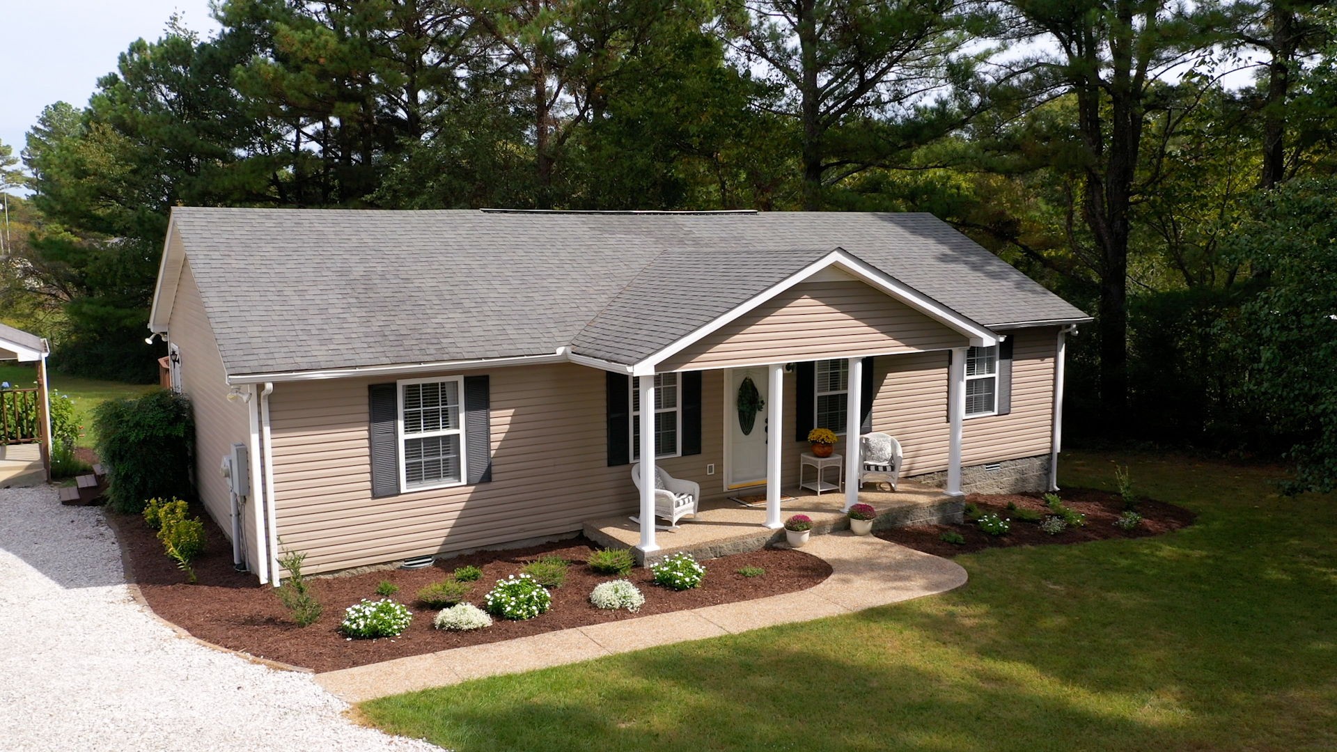 9073 Old Nashville Rd