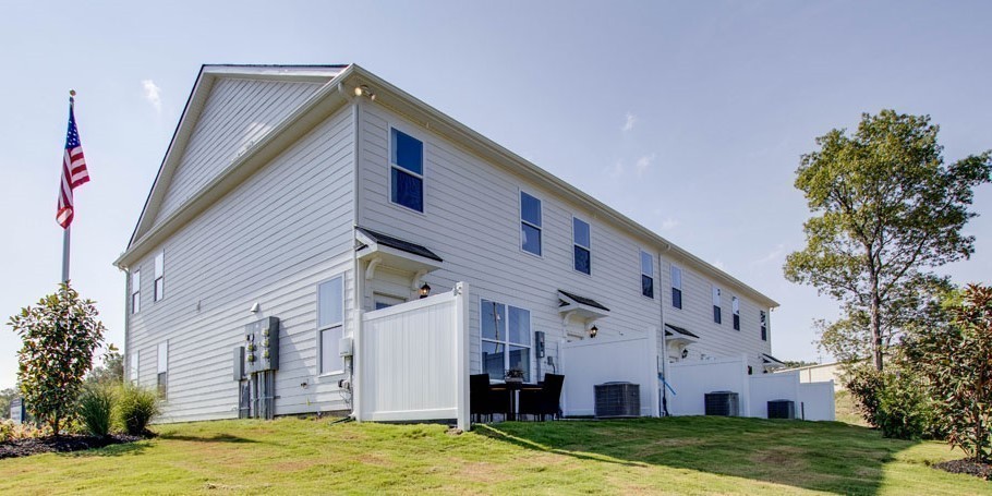 250 Hazel Ln