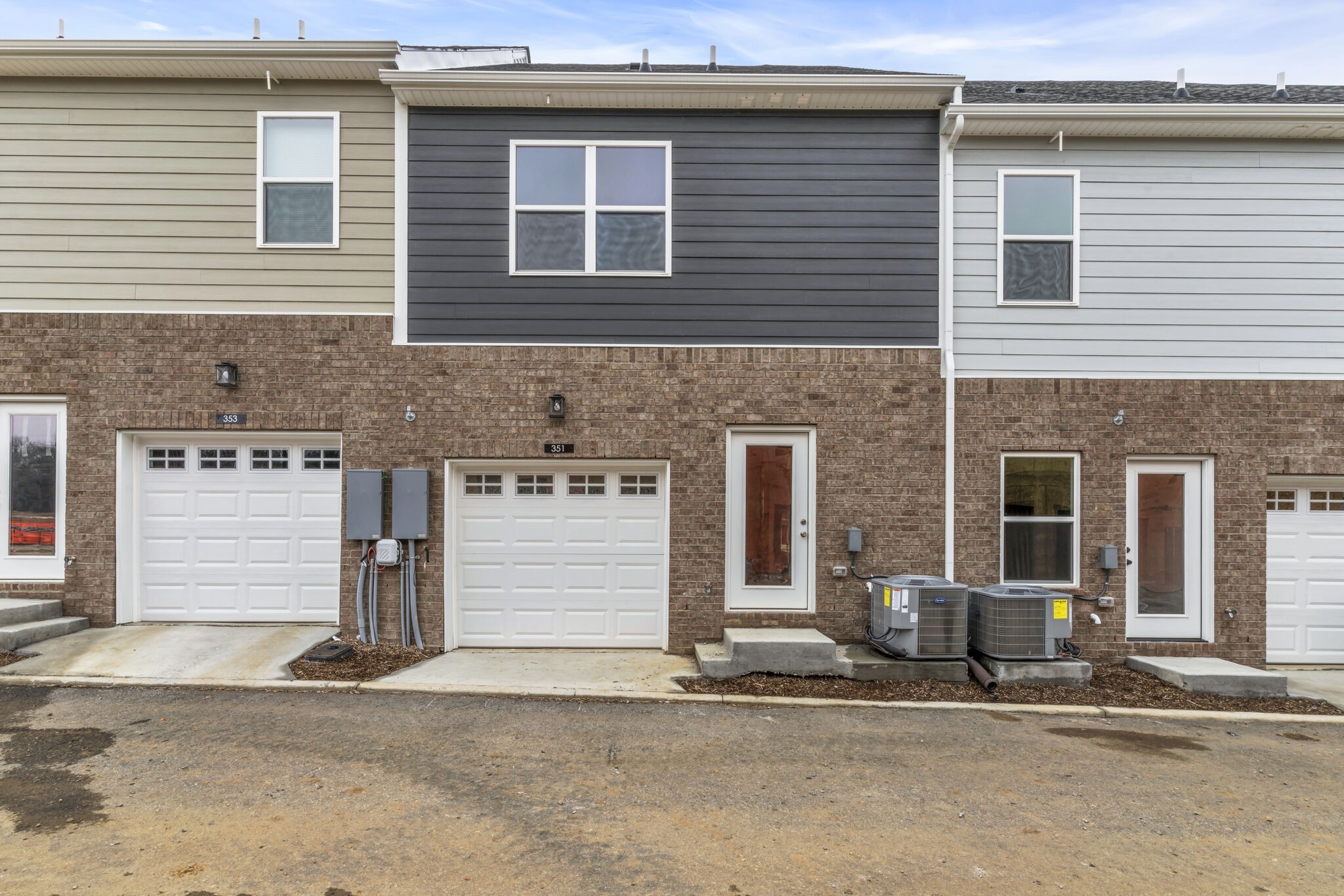 351 Twig Court