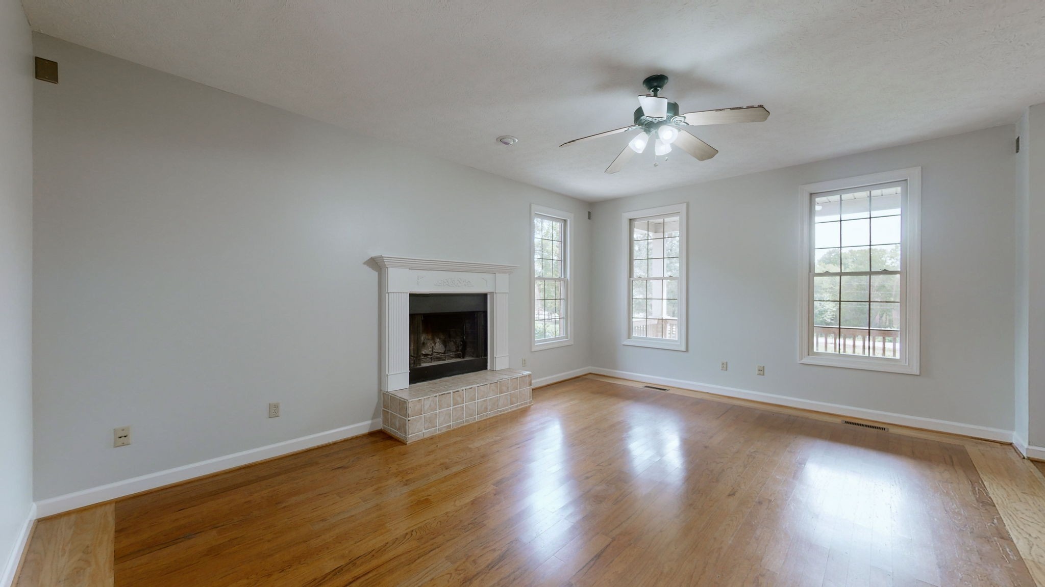 411 Cajawa Dr