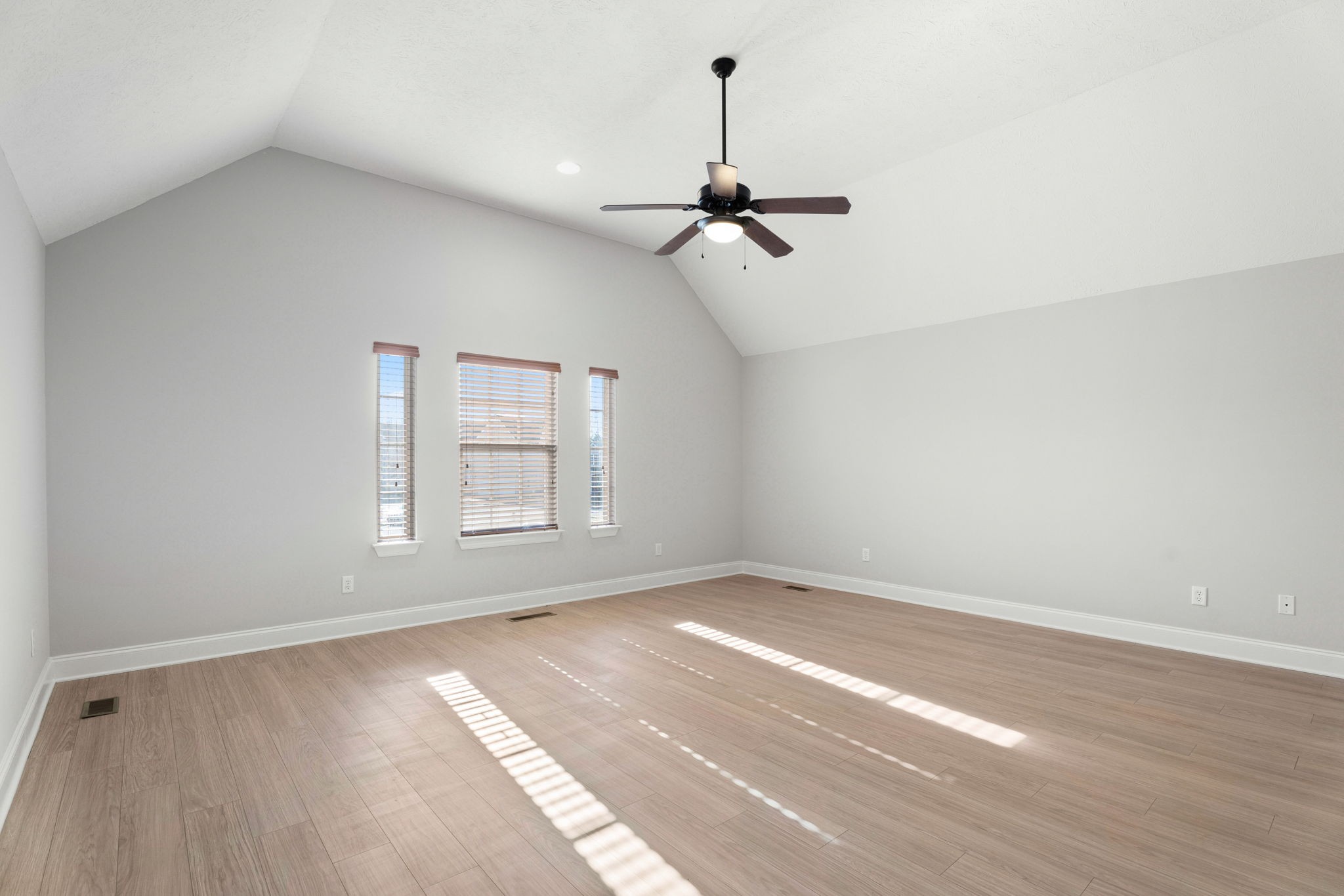 509 Nightfall Ct