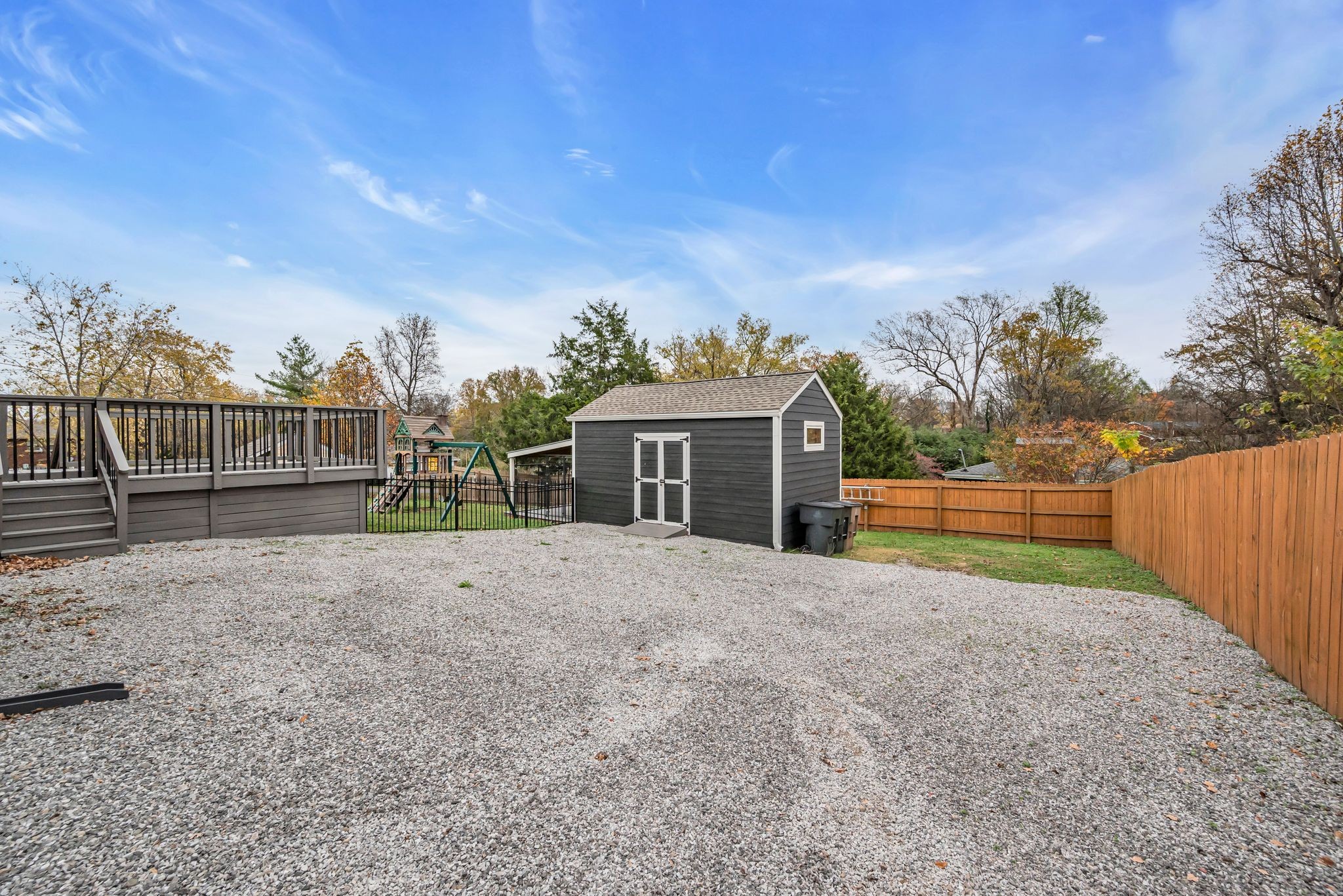 3914 E Ridge Dr