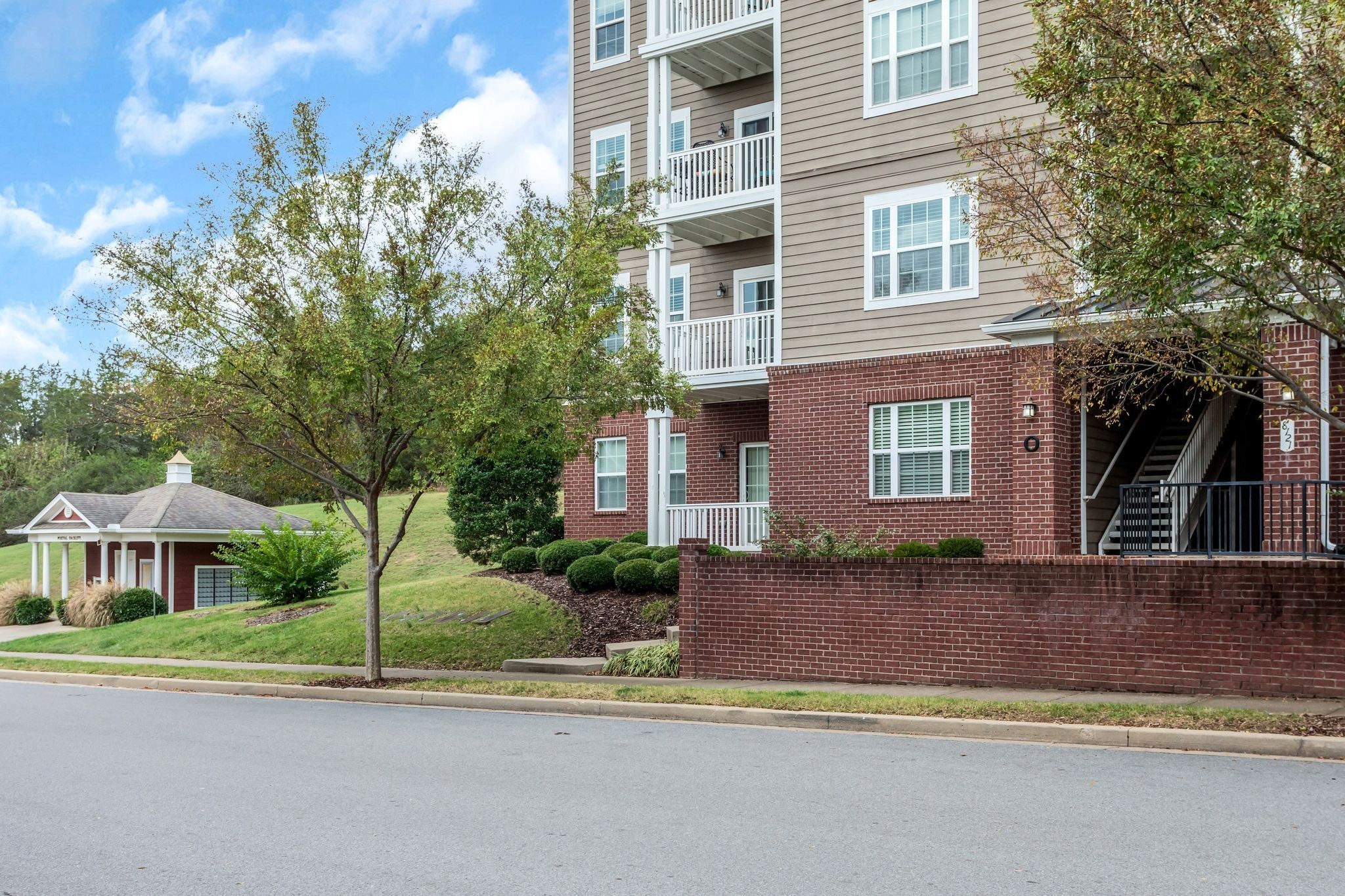 8121 Lenox Creekside Dr Unit: 3