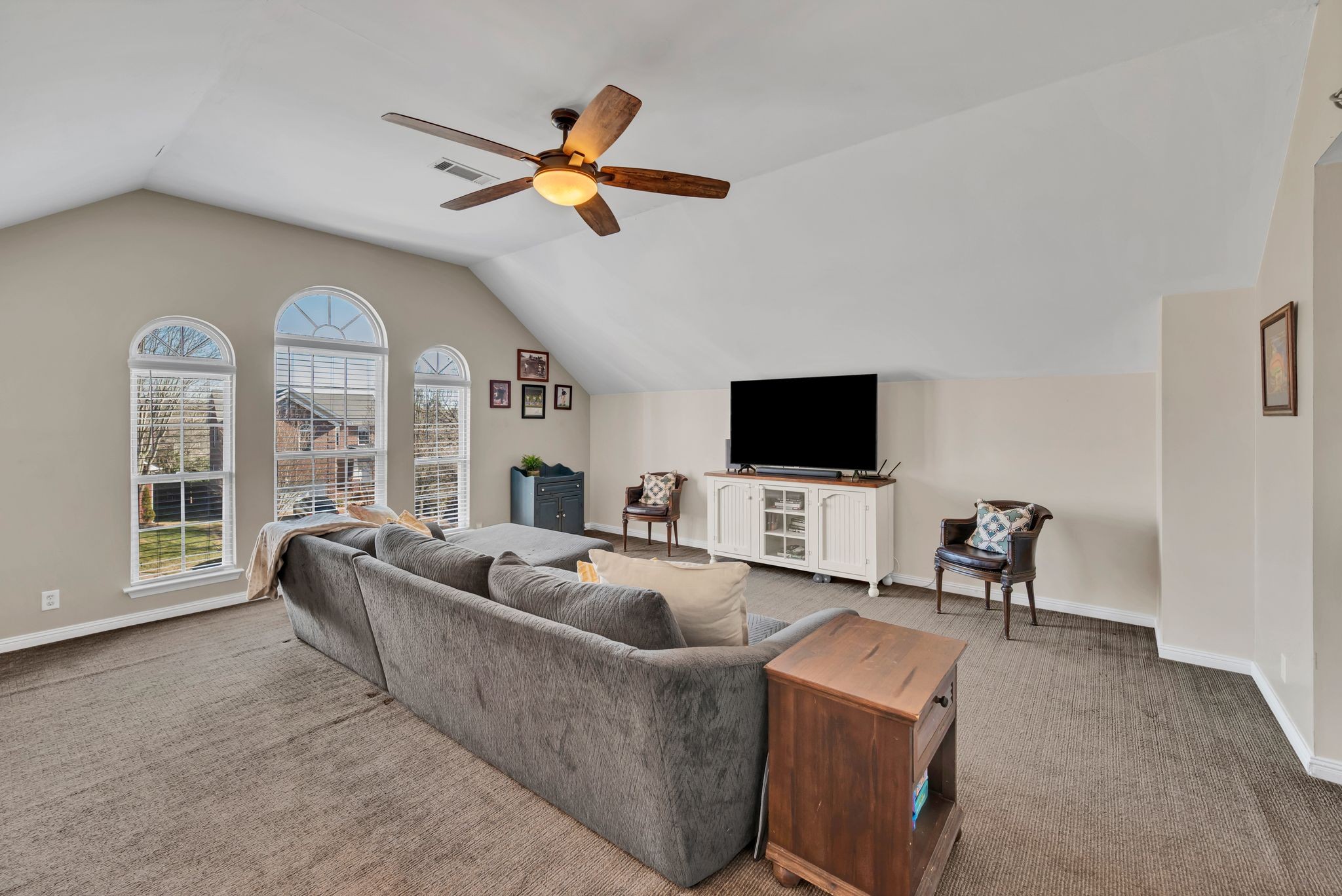 208 Scarlet Ridge Ct