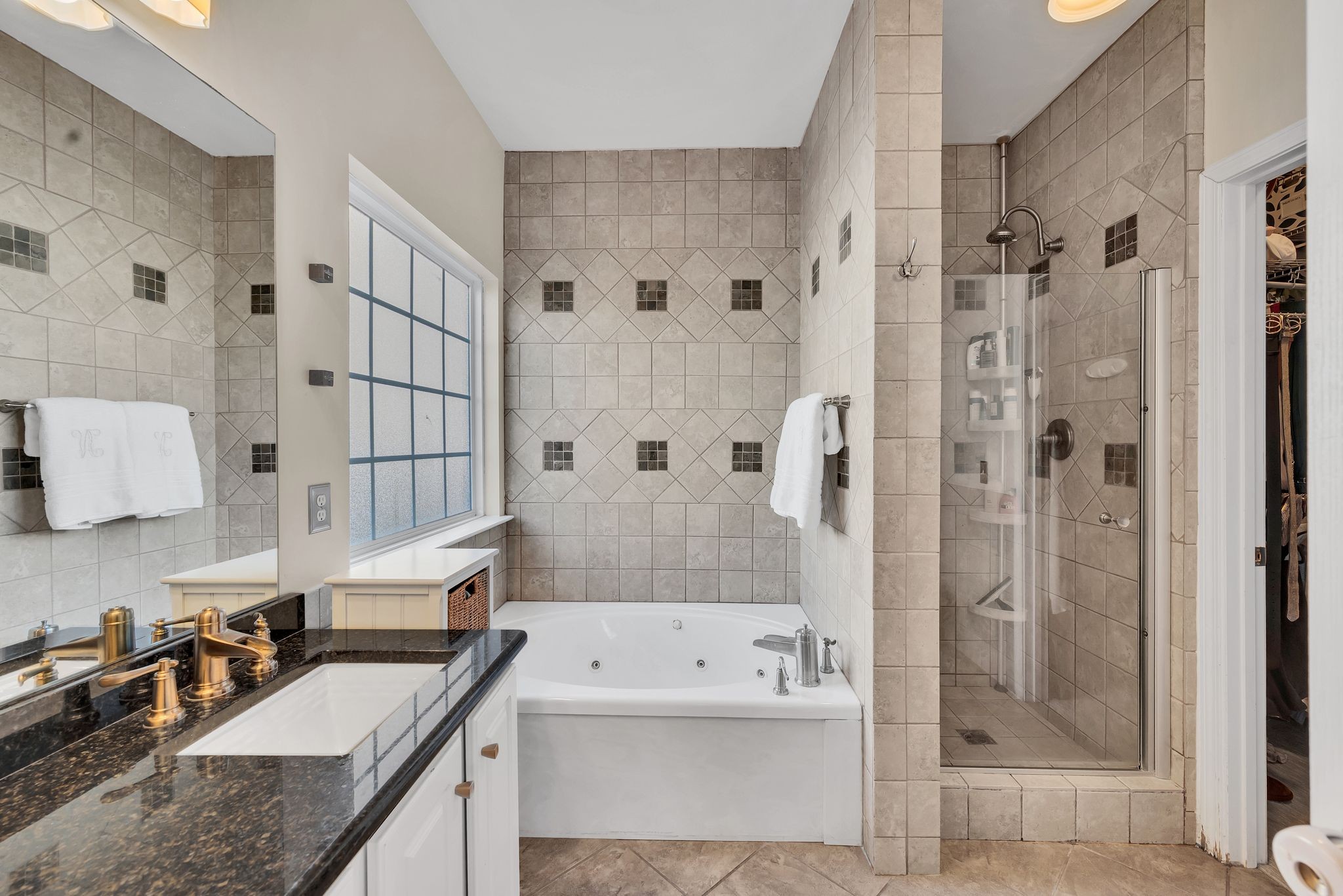 208 Scarlet Ridge Ct