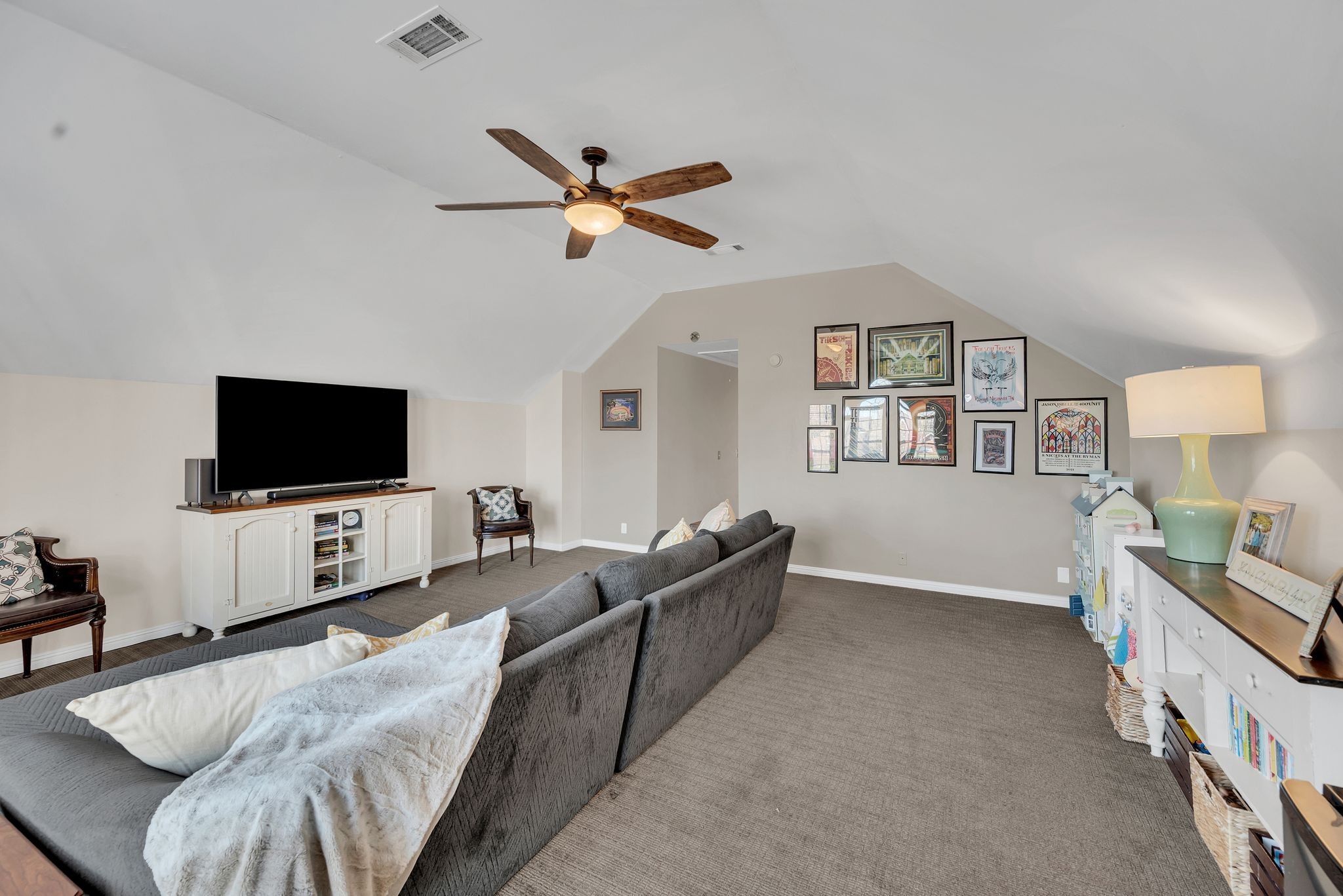 208 Scarlet Ridge Ct