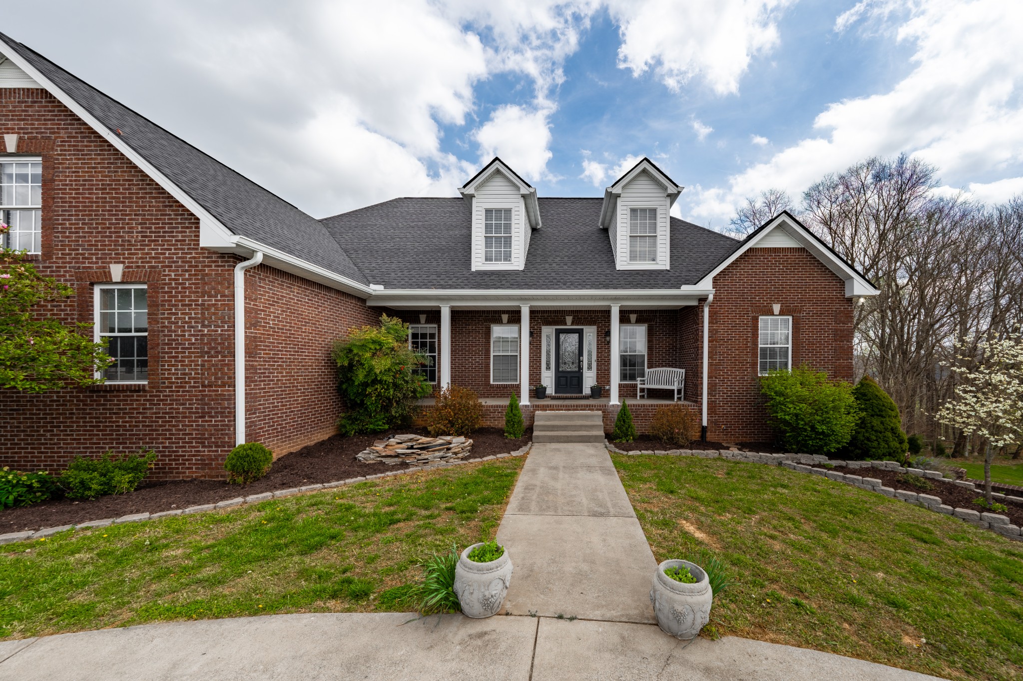 2060 Hickory Dr
