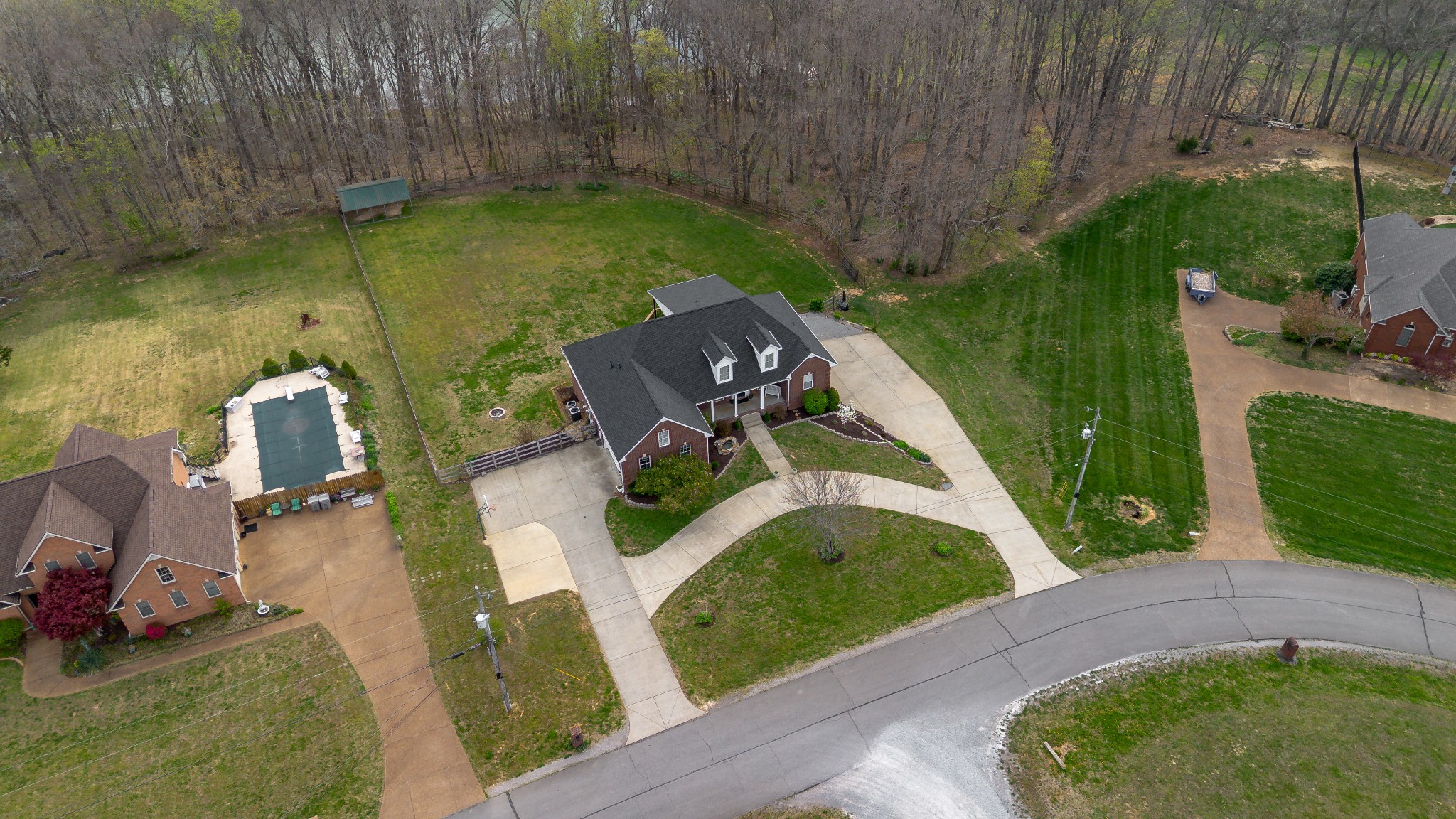 2060 Hickory Dr