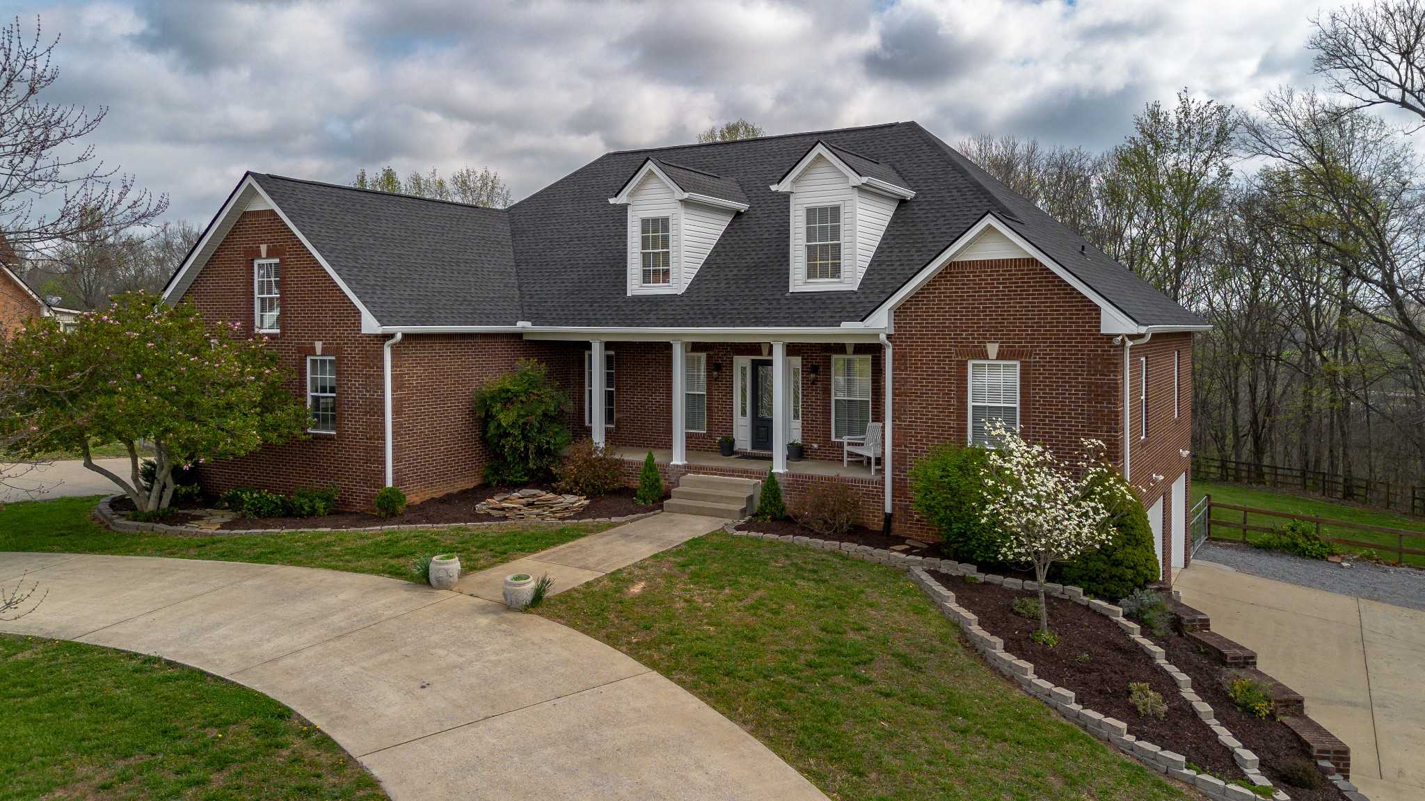 2060 Hickory Dr