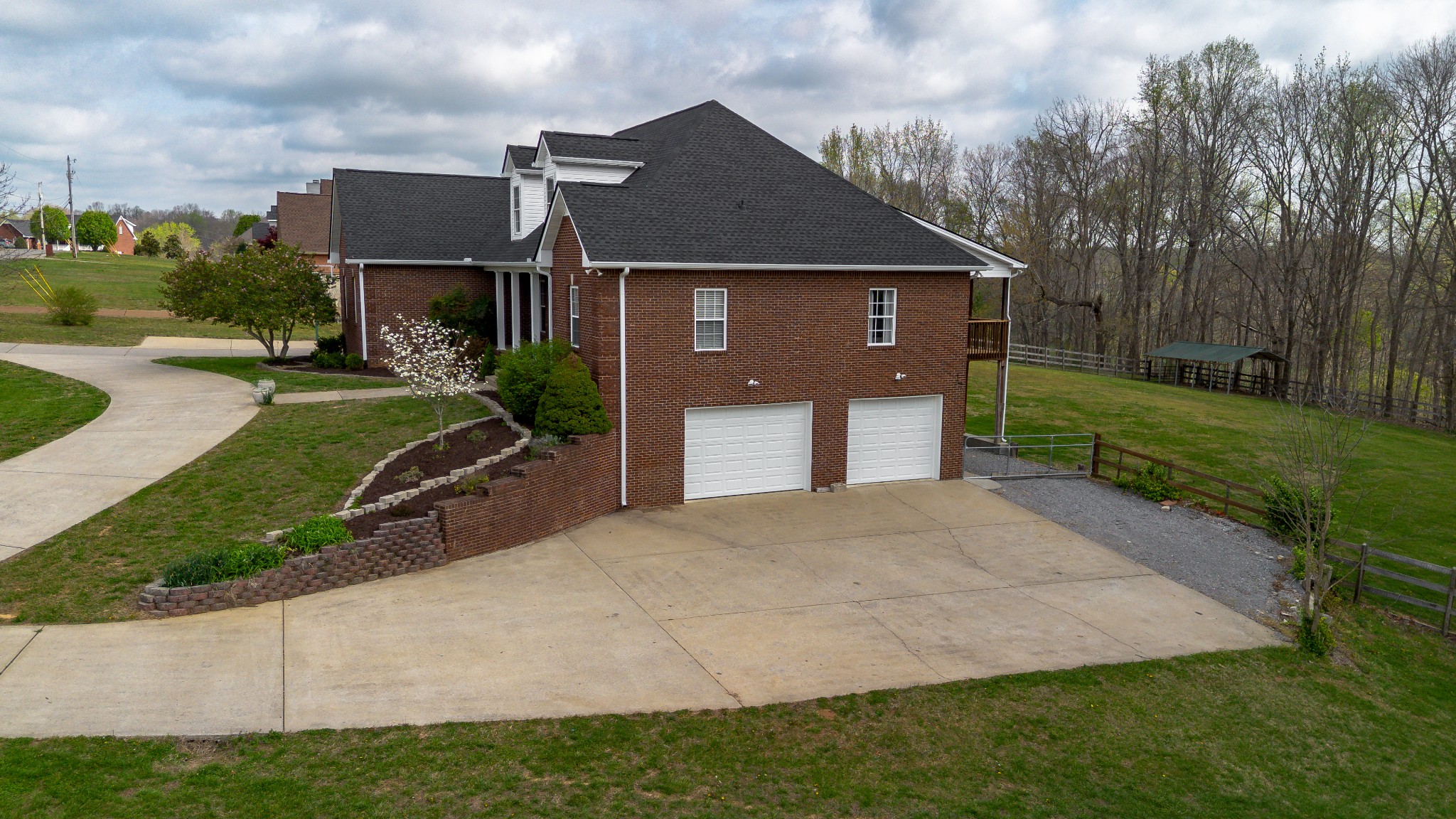 2060 Hickory Dr
