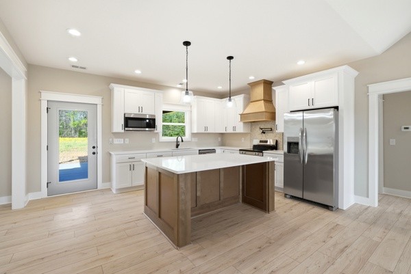 1180 Belfast Farmington Rd