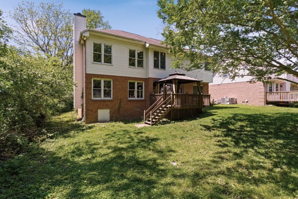 1813 Summerlake Dr