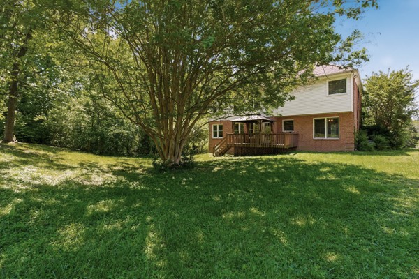 1813 Summerlake Dr
