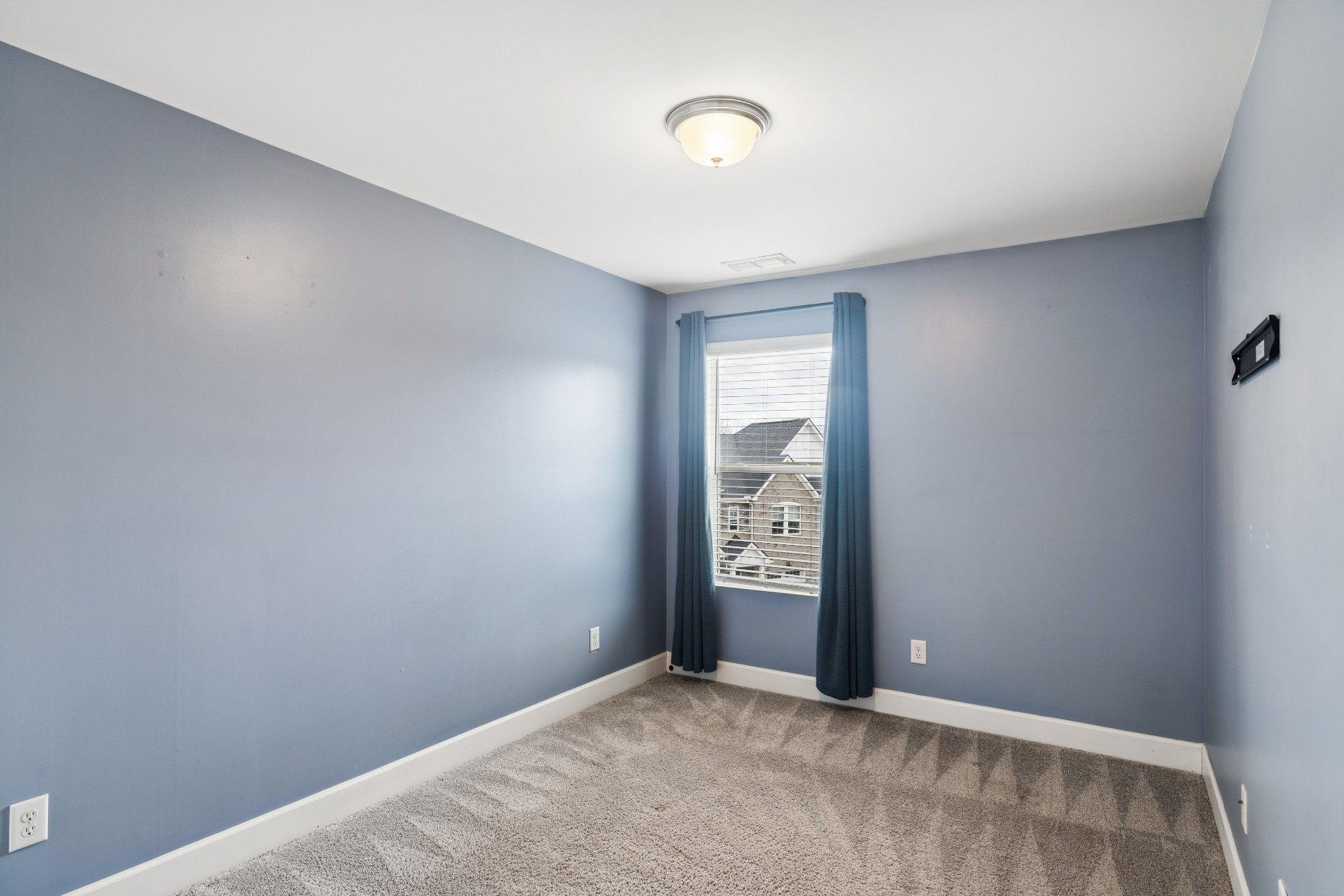 2708 Gossett Trl