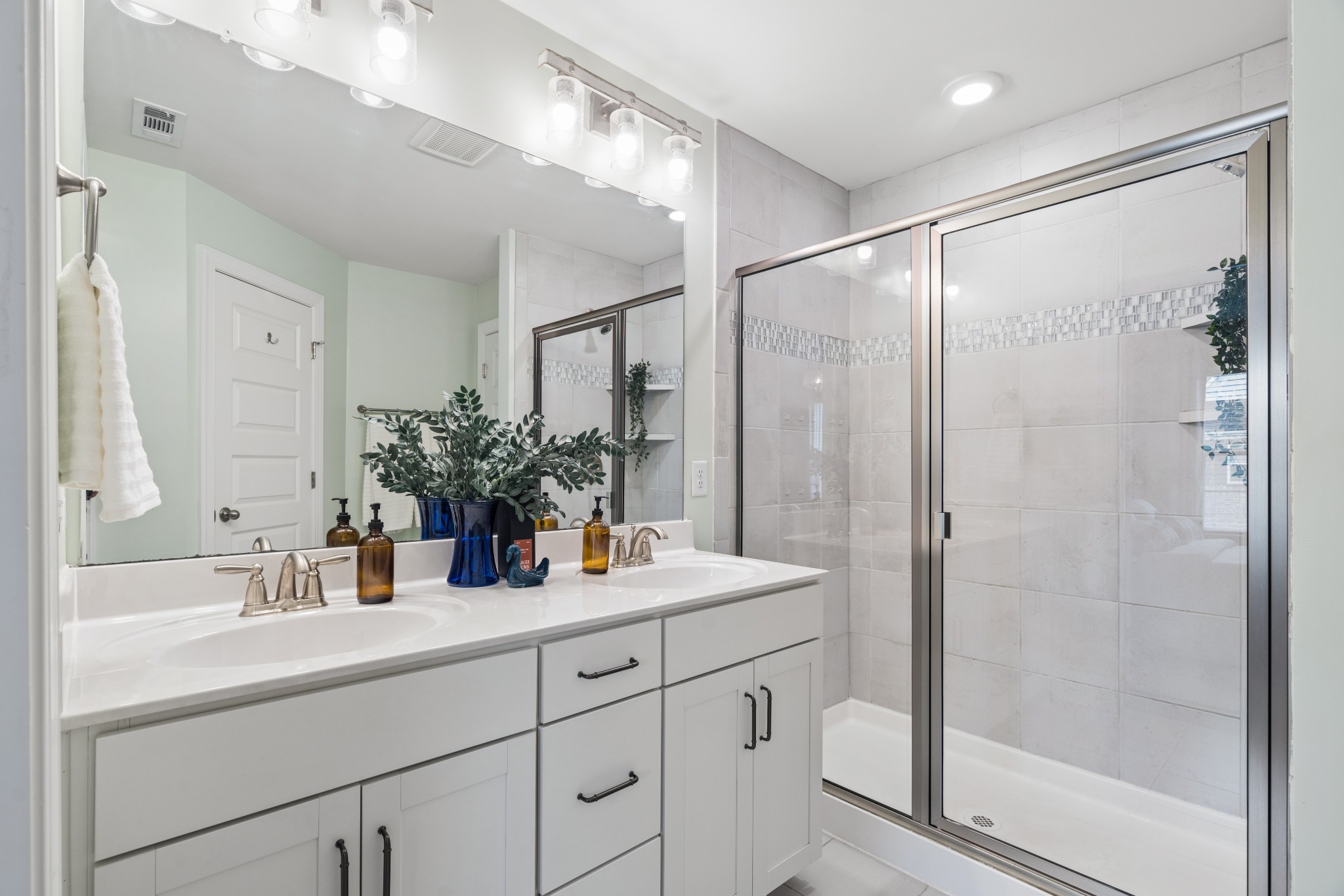 2708 Gossett Trl