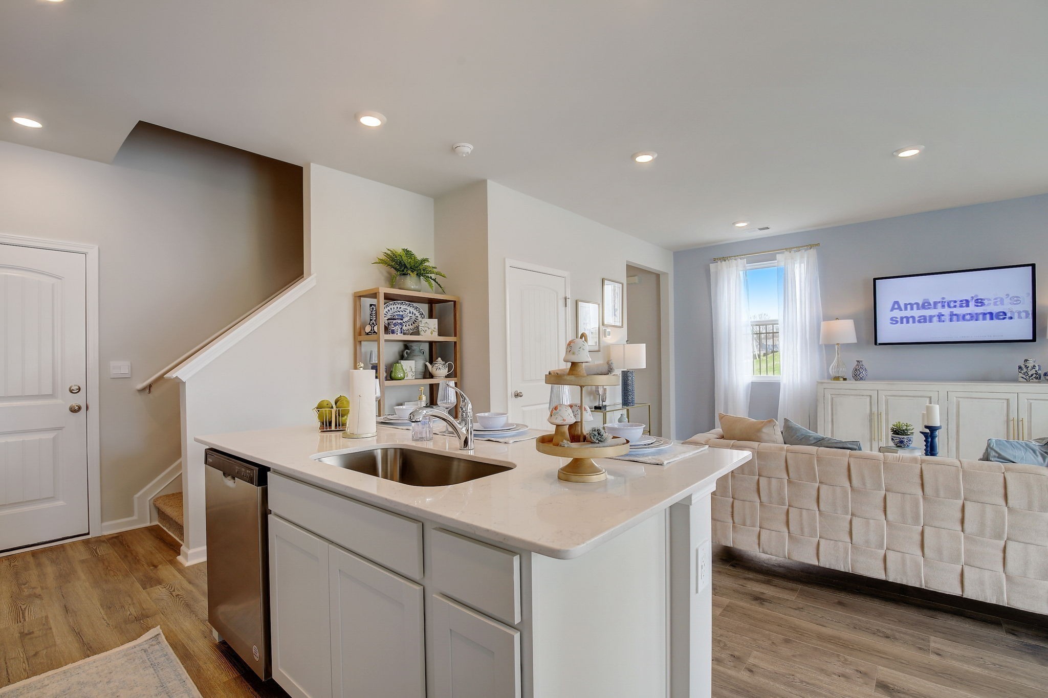 2266 Harlequin Point