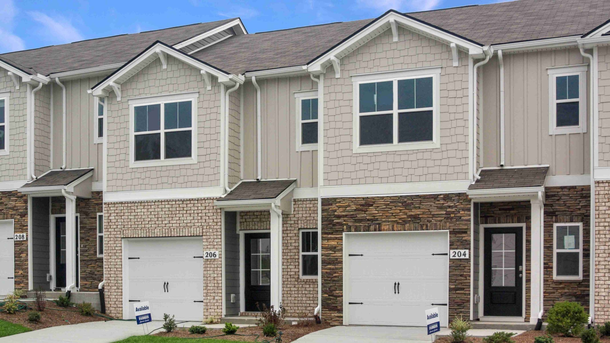 2266 Harlequin Point