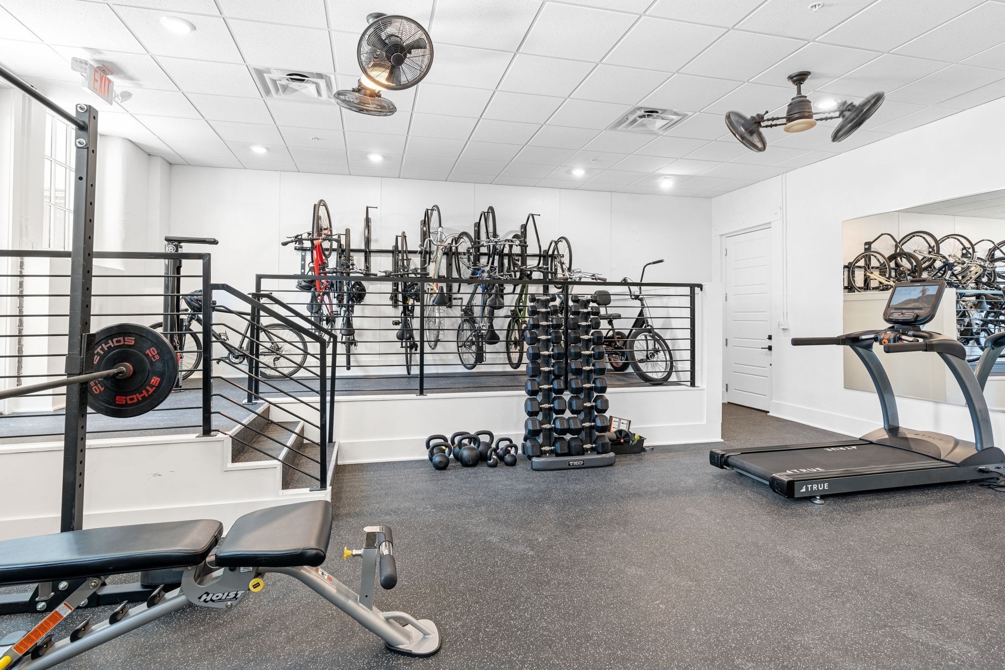 601 Madison St Unit: 210