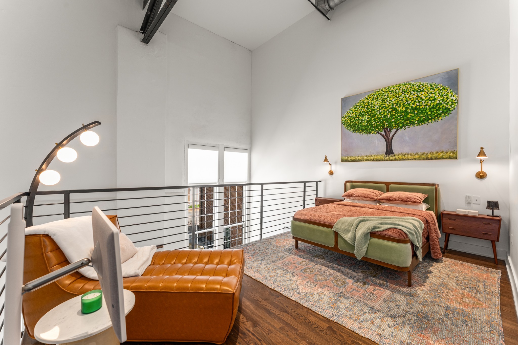 601 Madison St Unit: 210