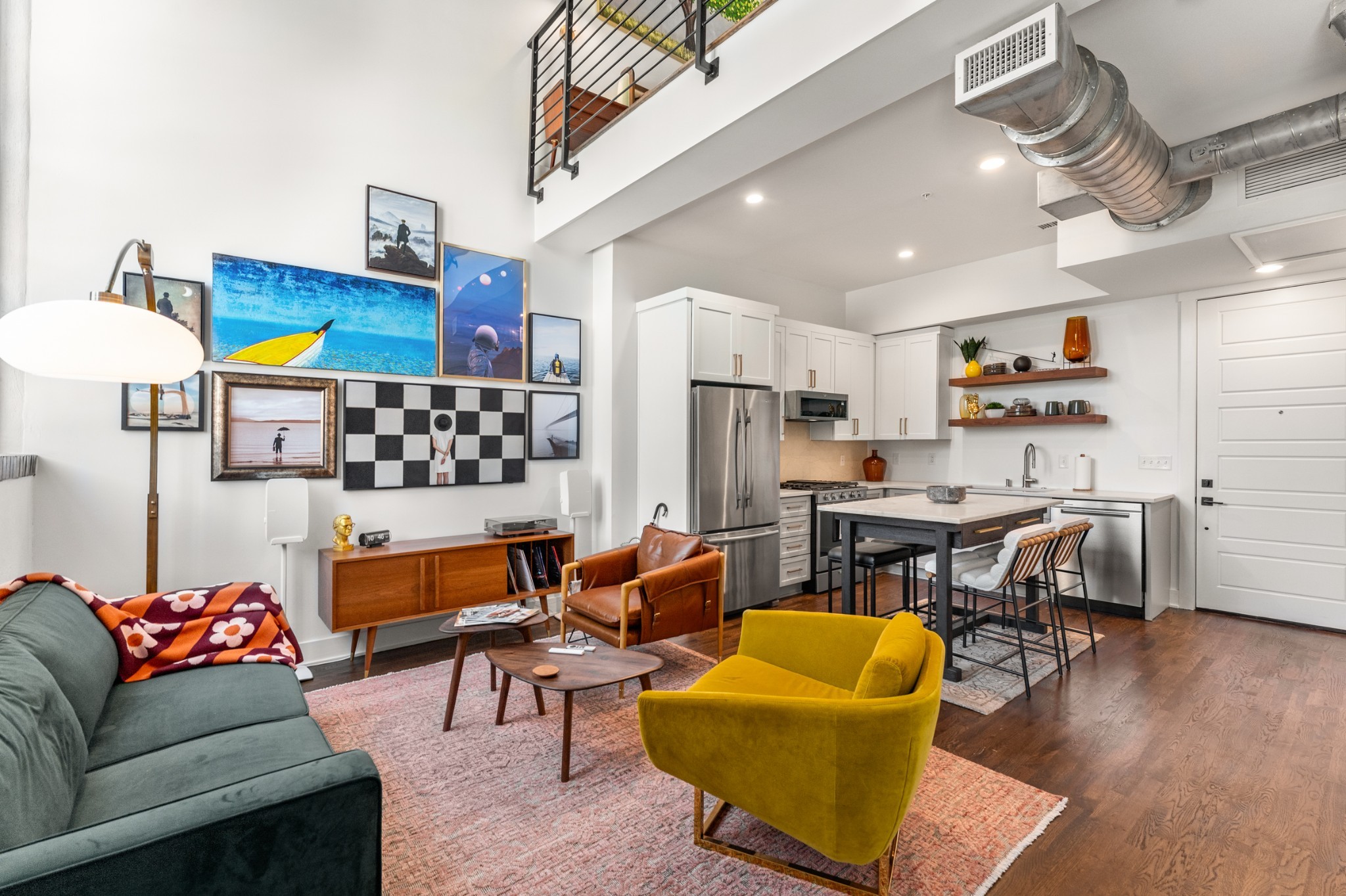 601 Madison St Unit: 210