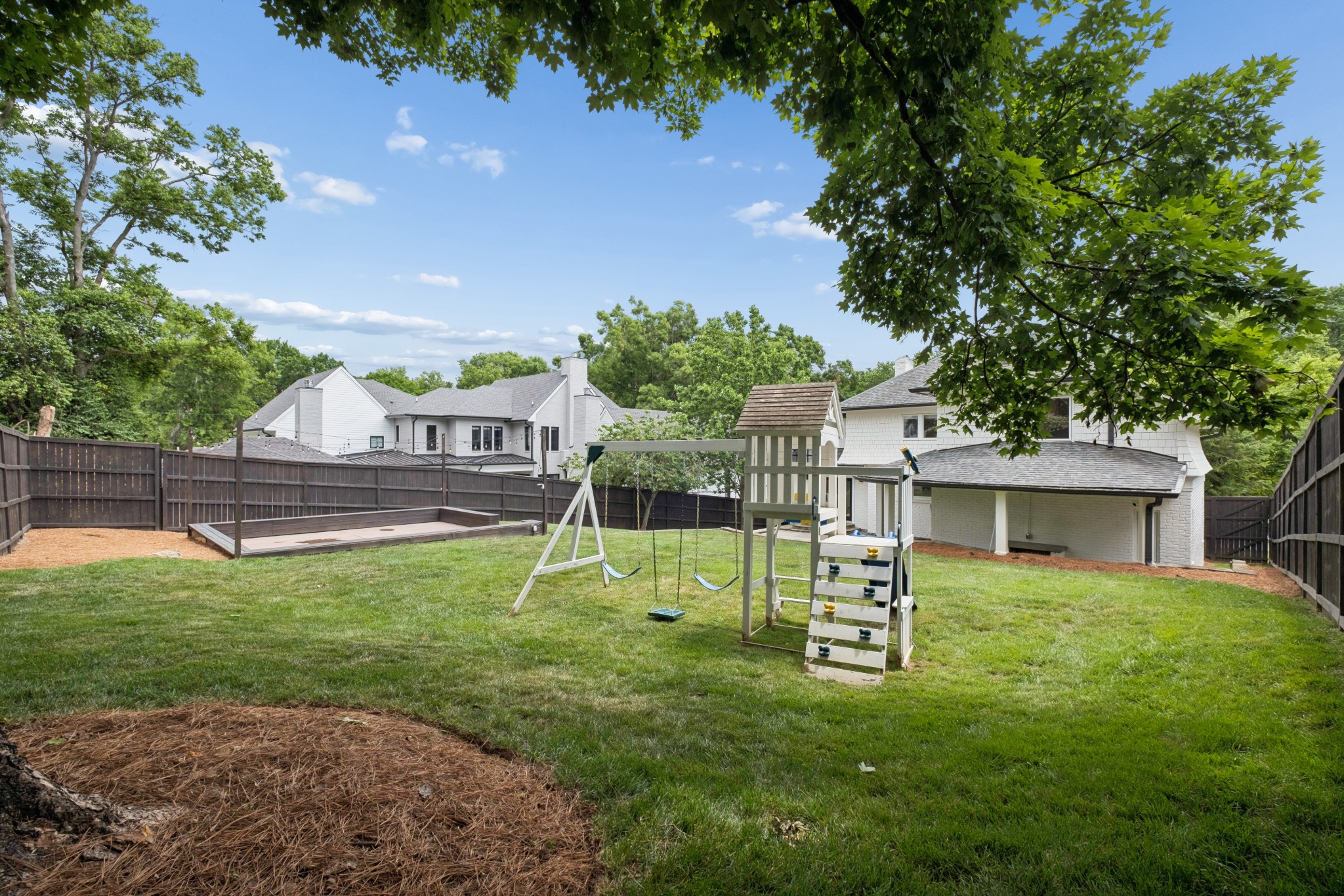 902 Marengo Ln
