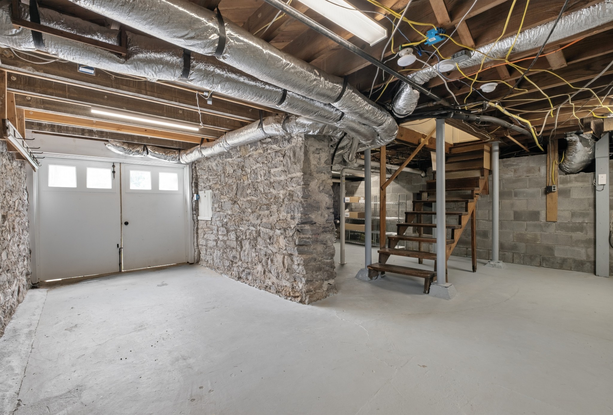 902 Marengo Ln