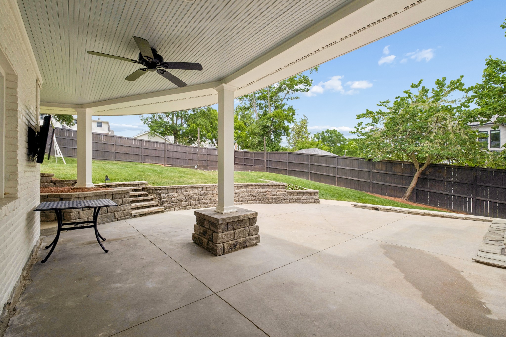 902 Marengo Ln