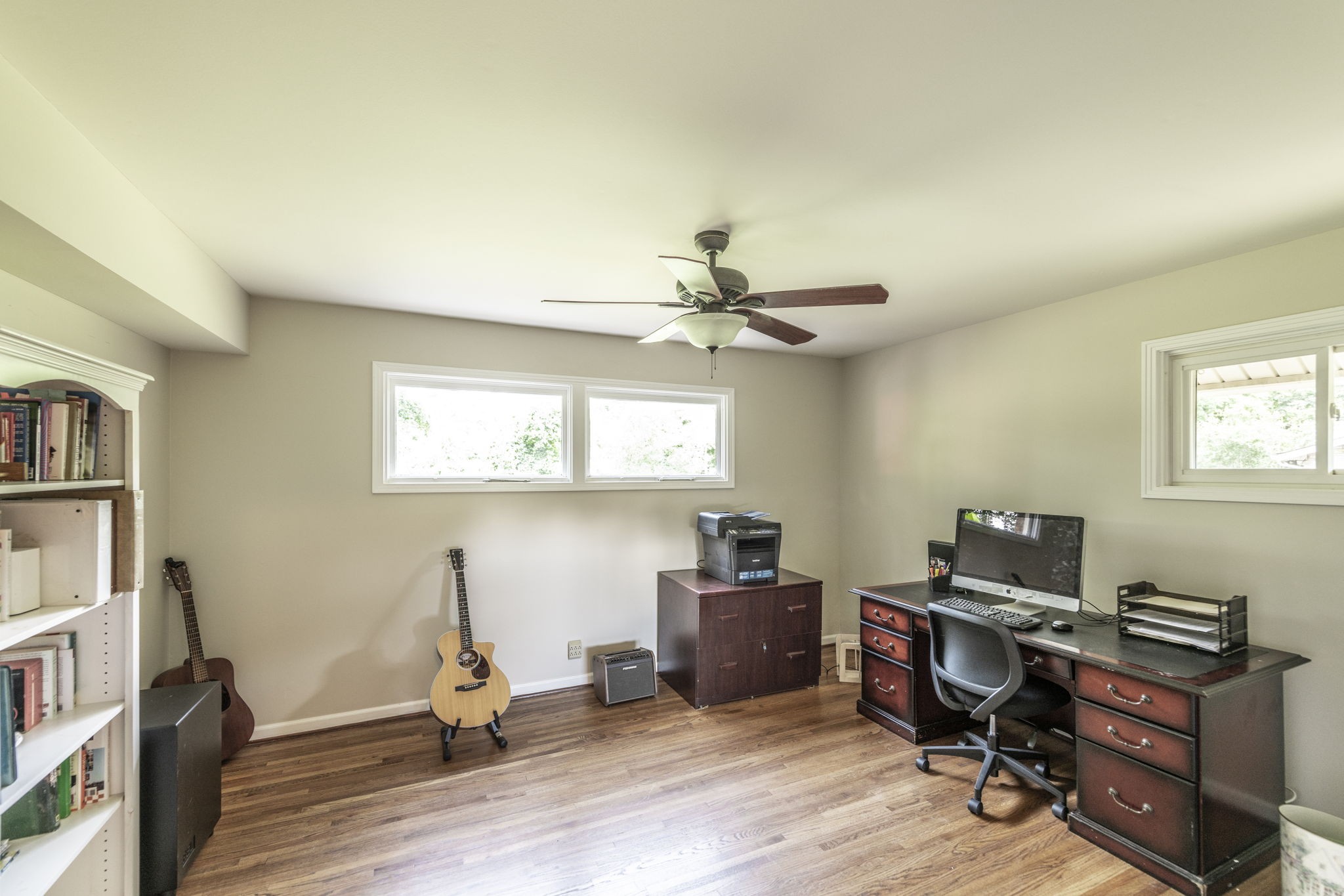 315 Raintree Dr