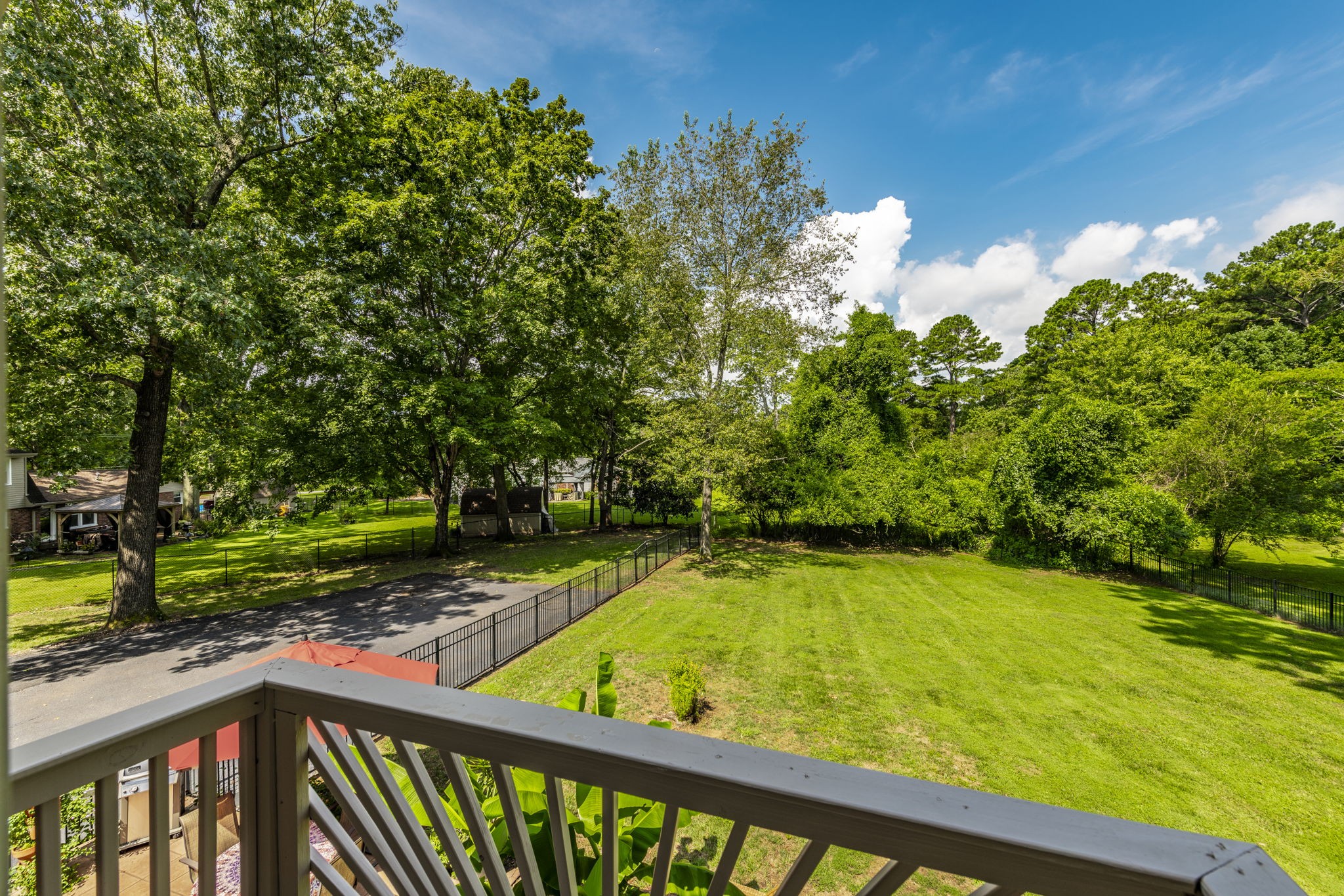 315 Raintree Dr